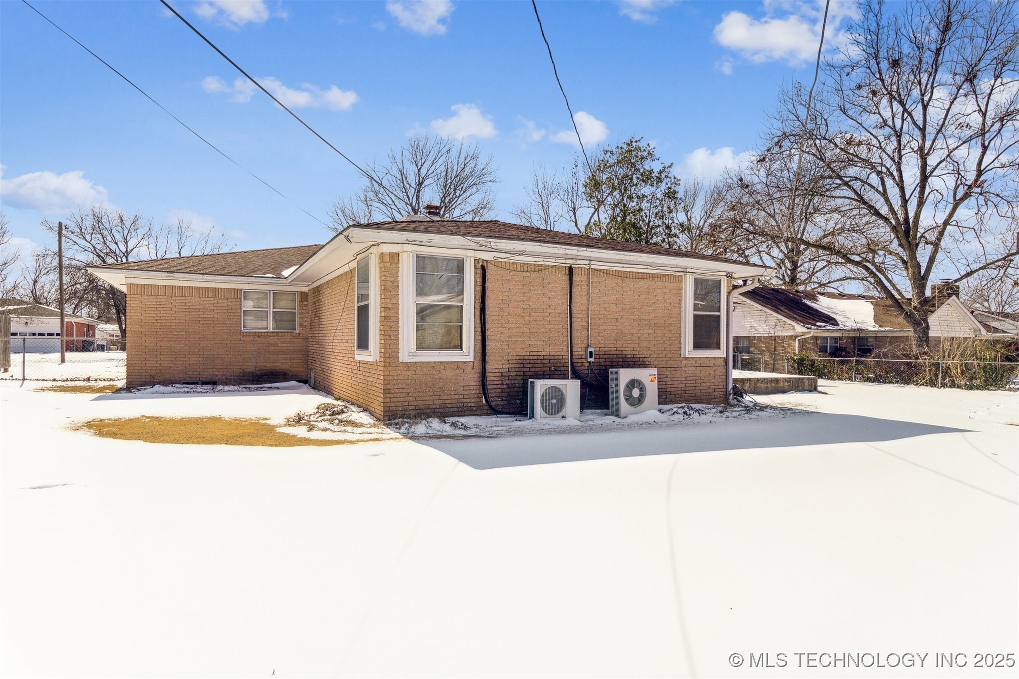 312 E 16th Street