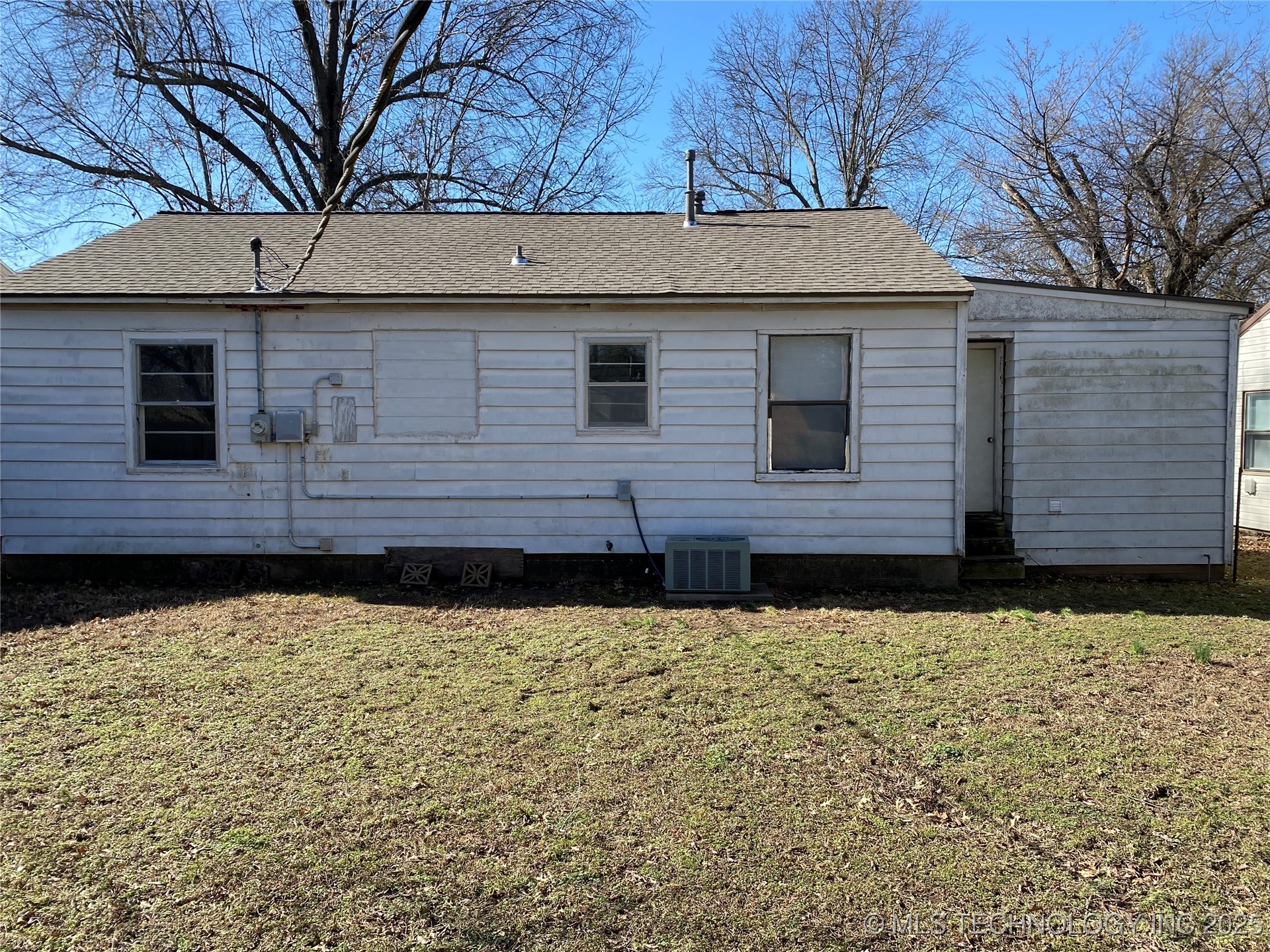304 E 12th Street