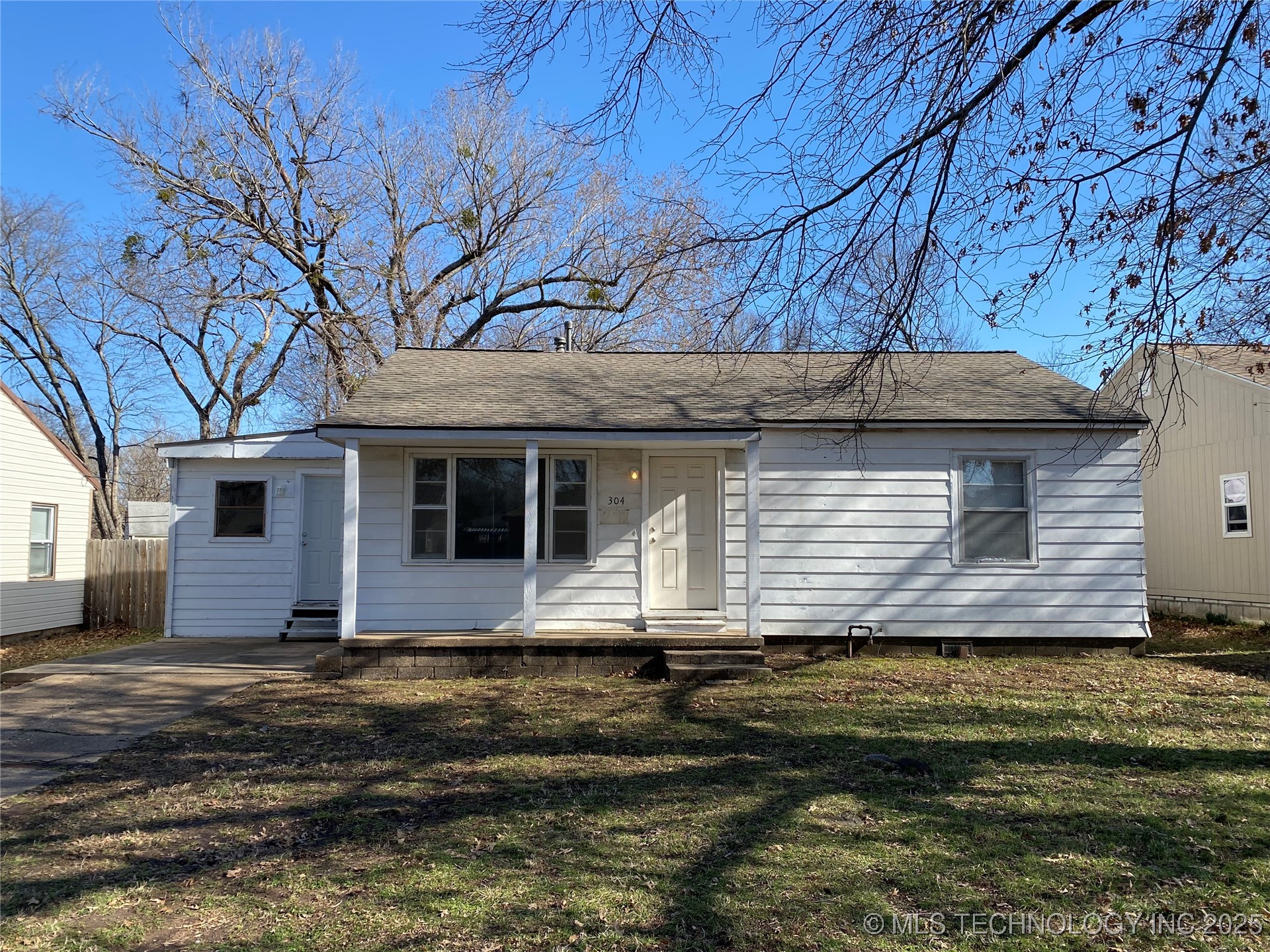 304 E 12th Street