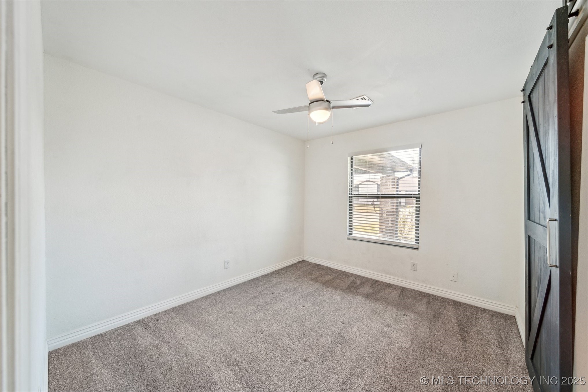 1509 E 68th Place