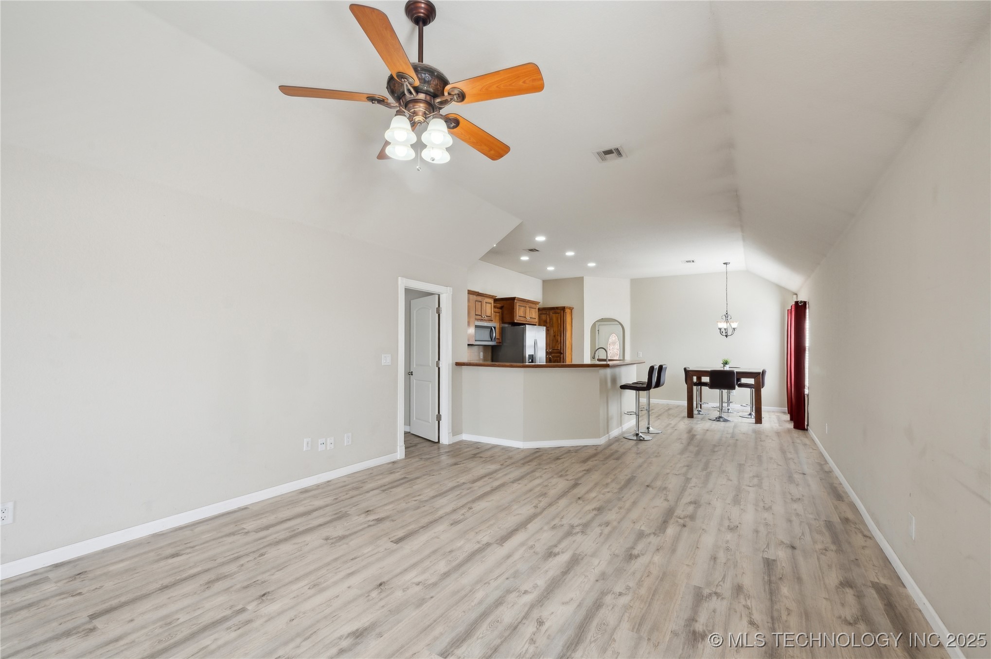 10210 E 99th Street N