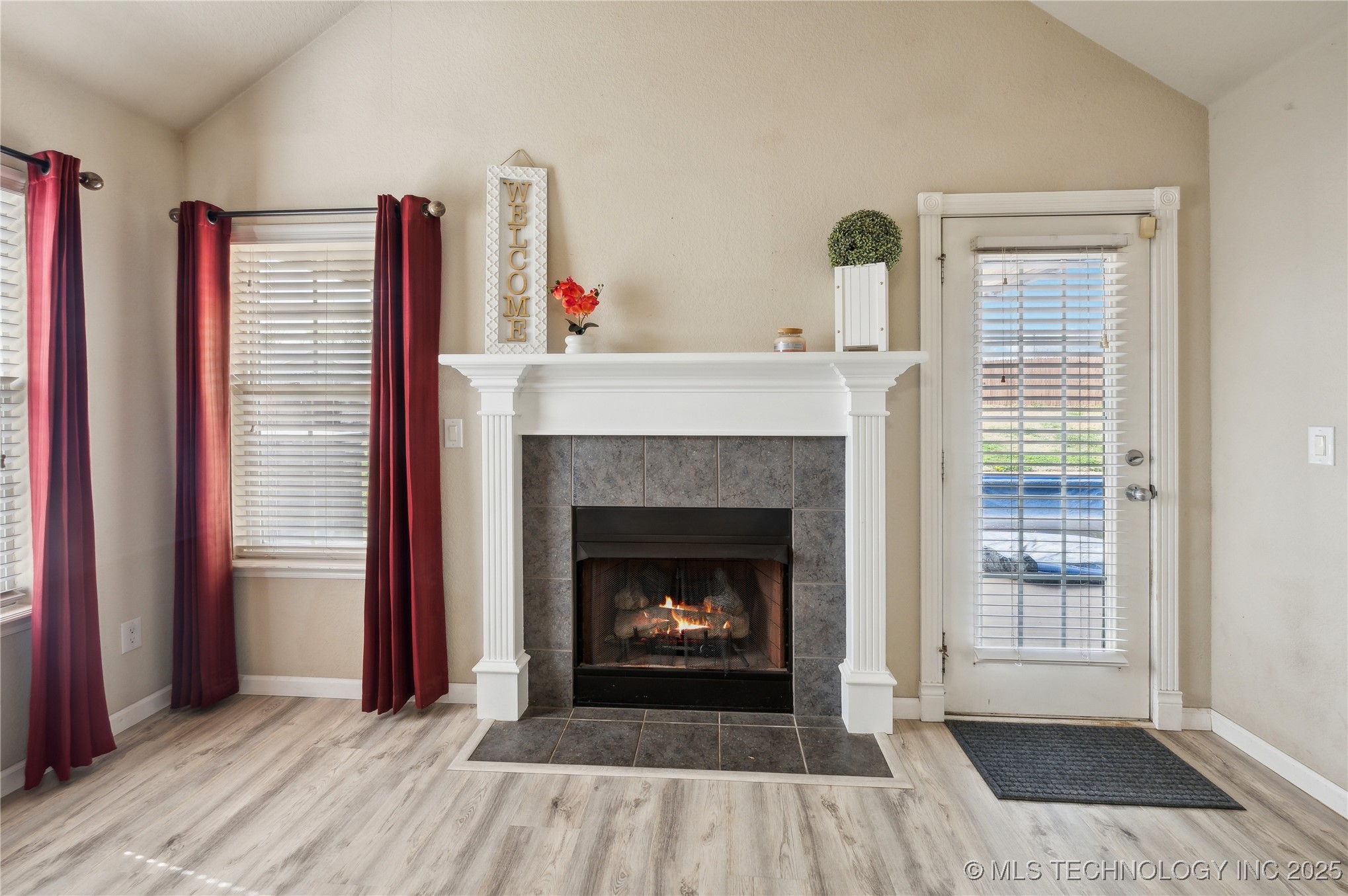 10210 E 99th Street N