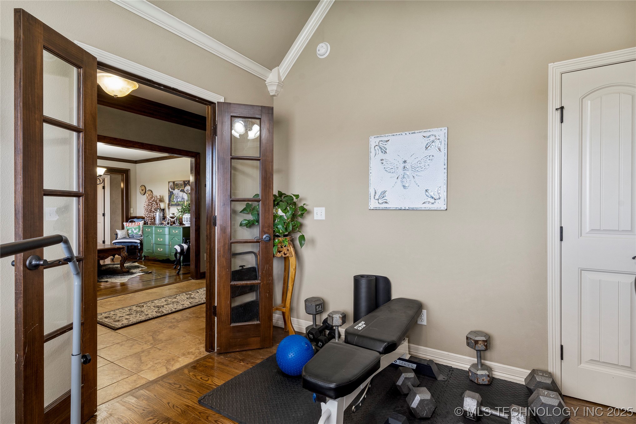 6719 E 85th Street North