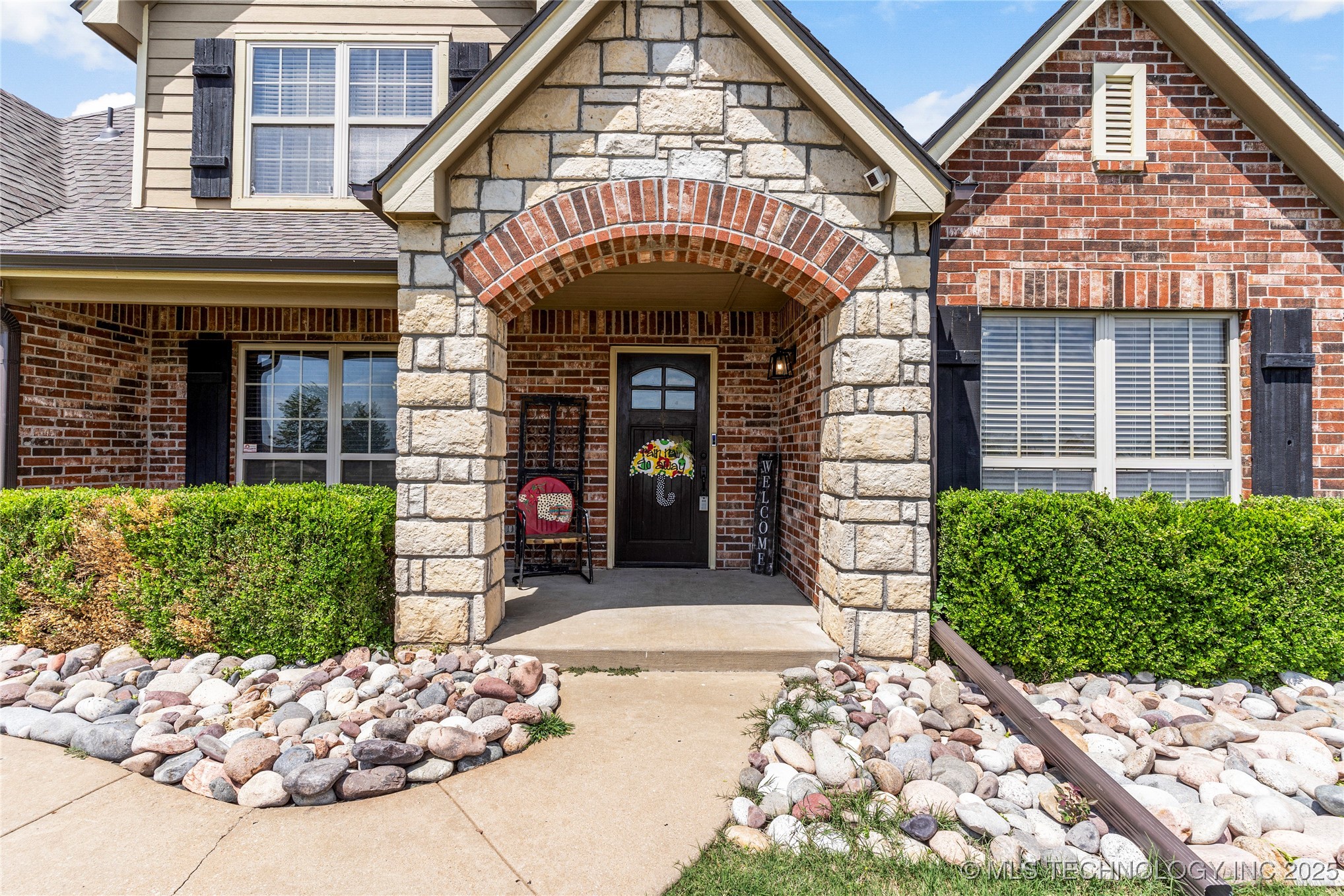 6719 E 85th Street North