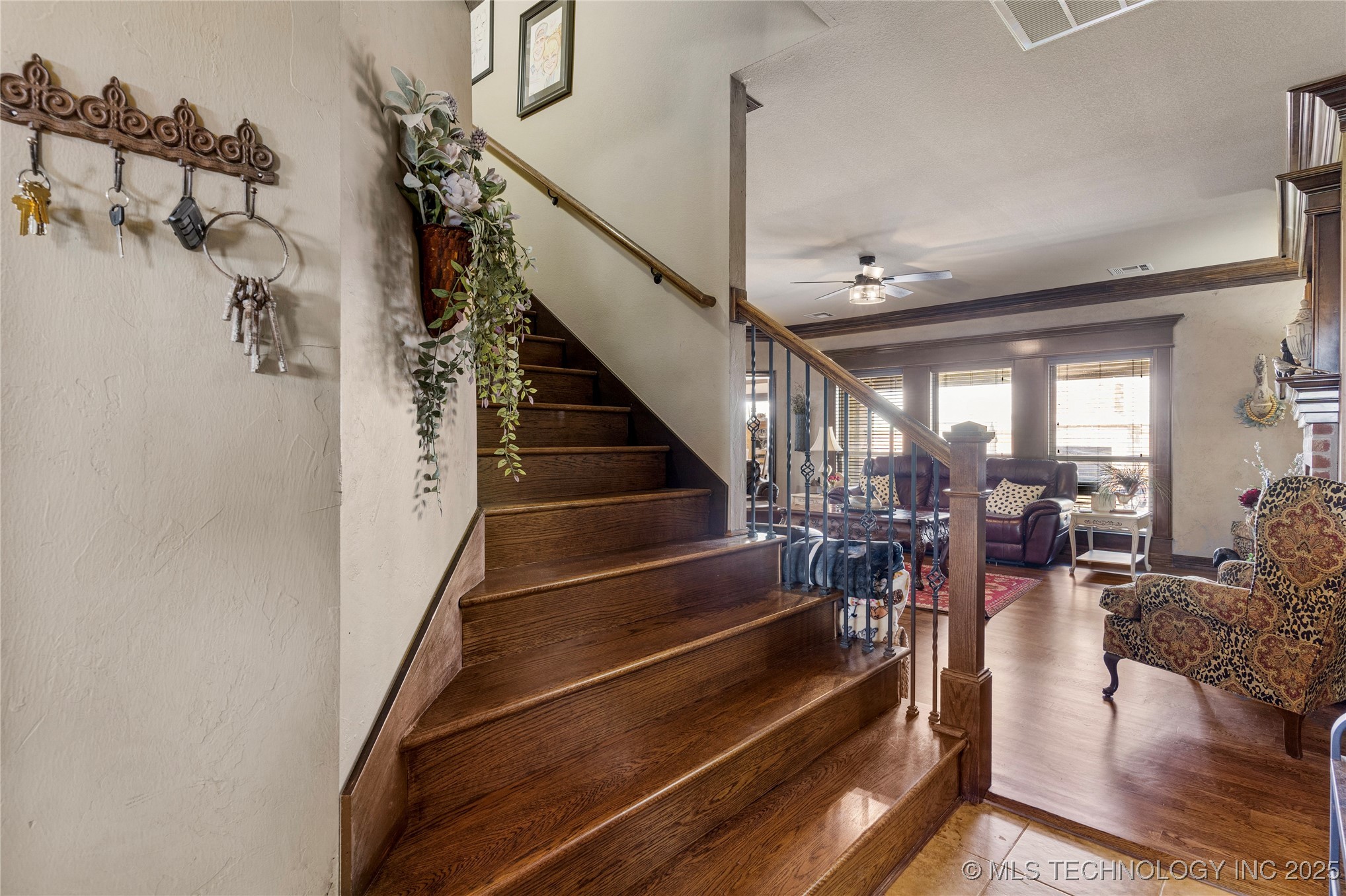 6719 E 85th Street North