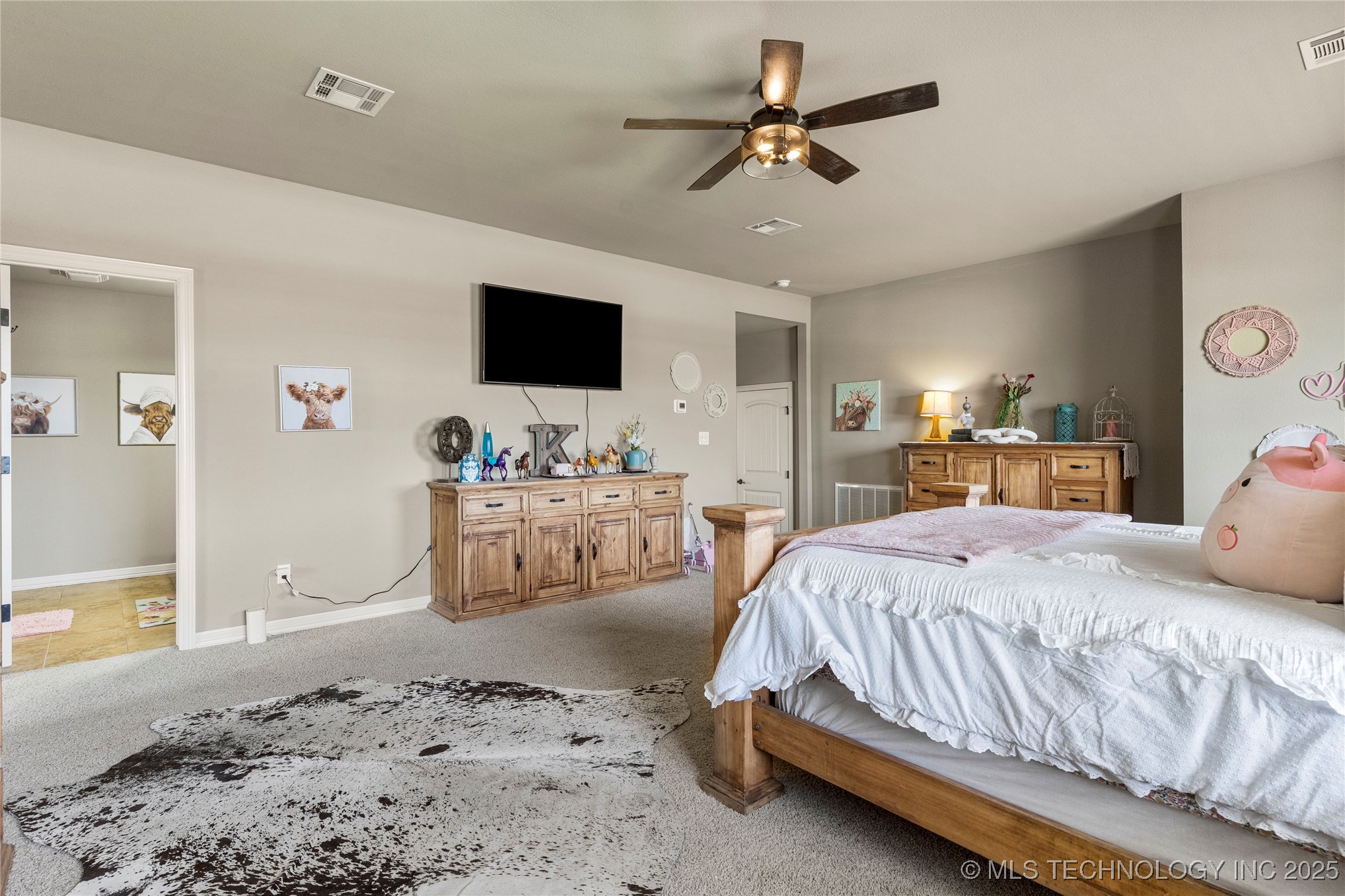 6719 E 85th Street North