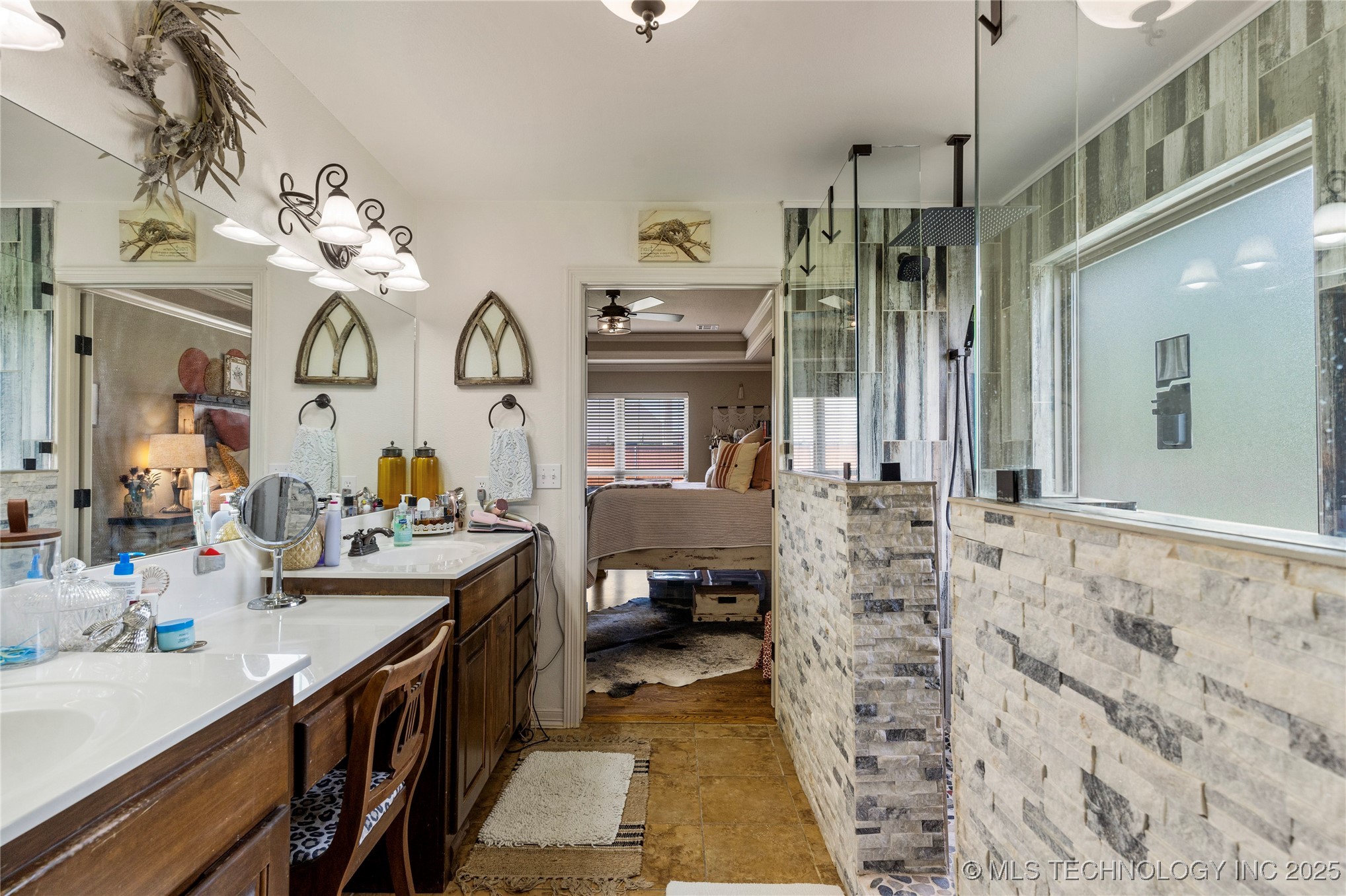 6719 E 85th Street North