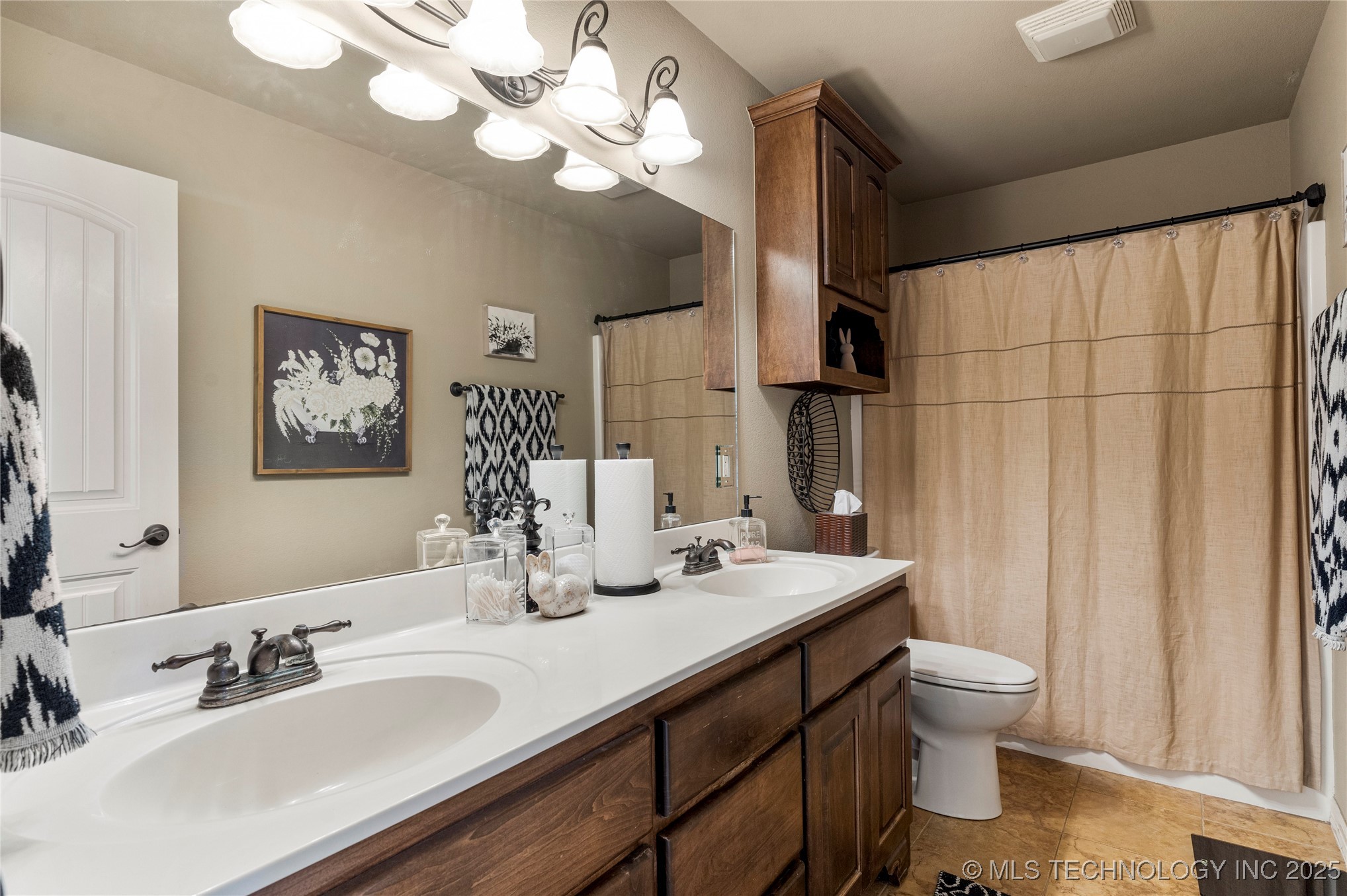 6719 E 85th Street North