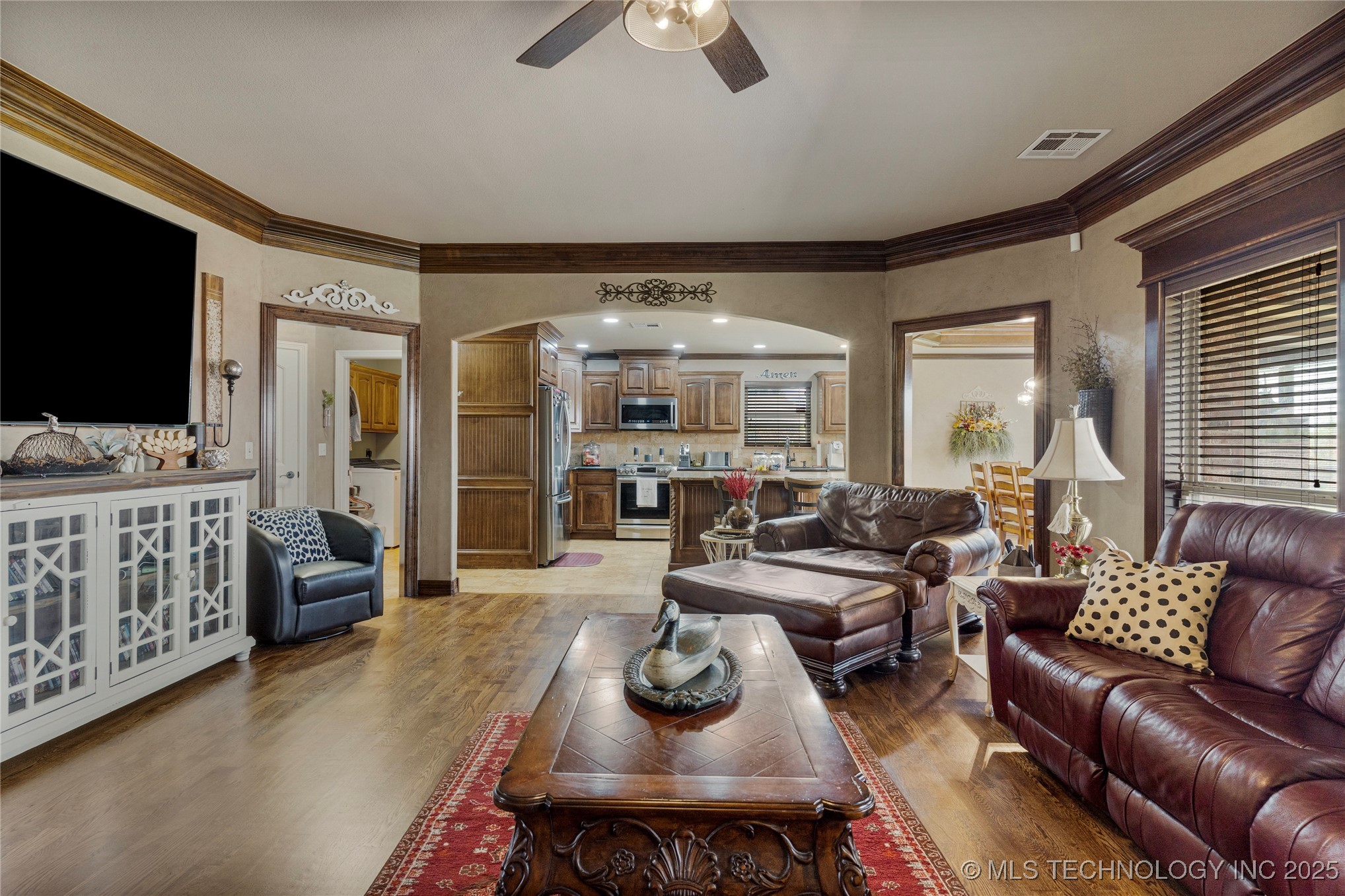 6719 E 85th Street North