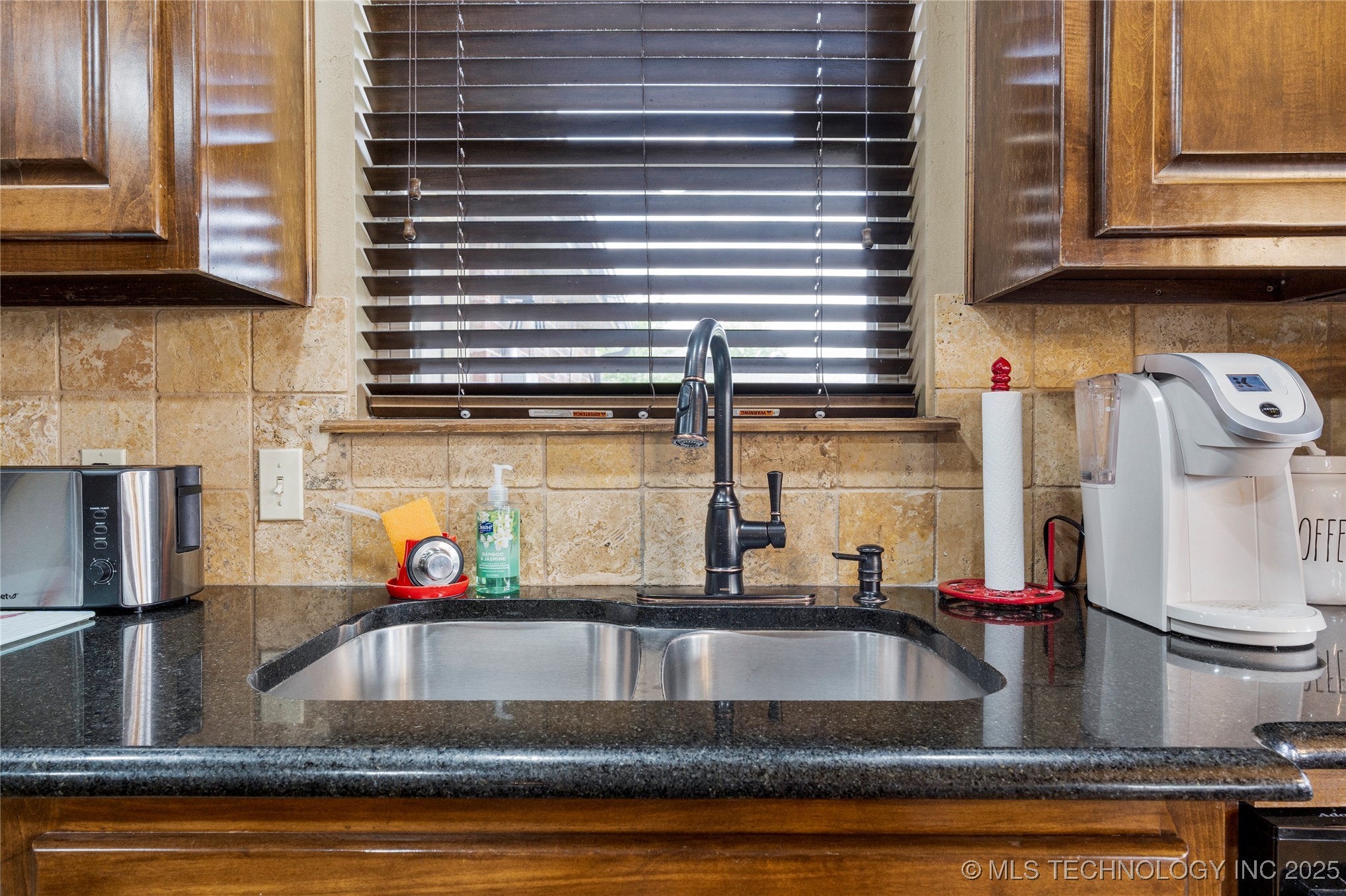 6719 E 85th Street North