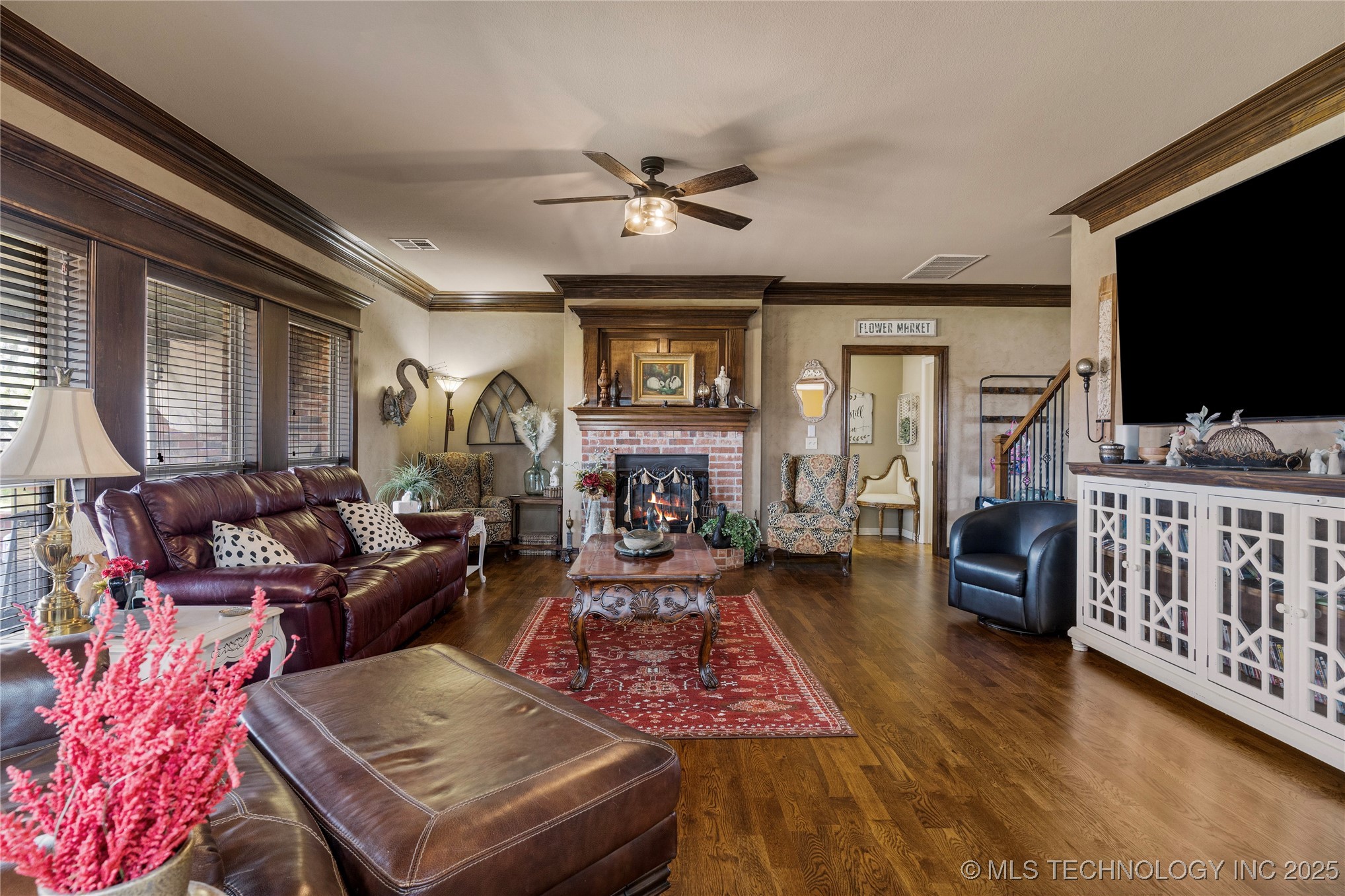 6719 E 85th Street North