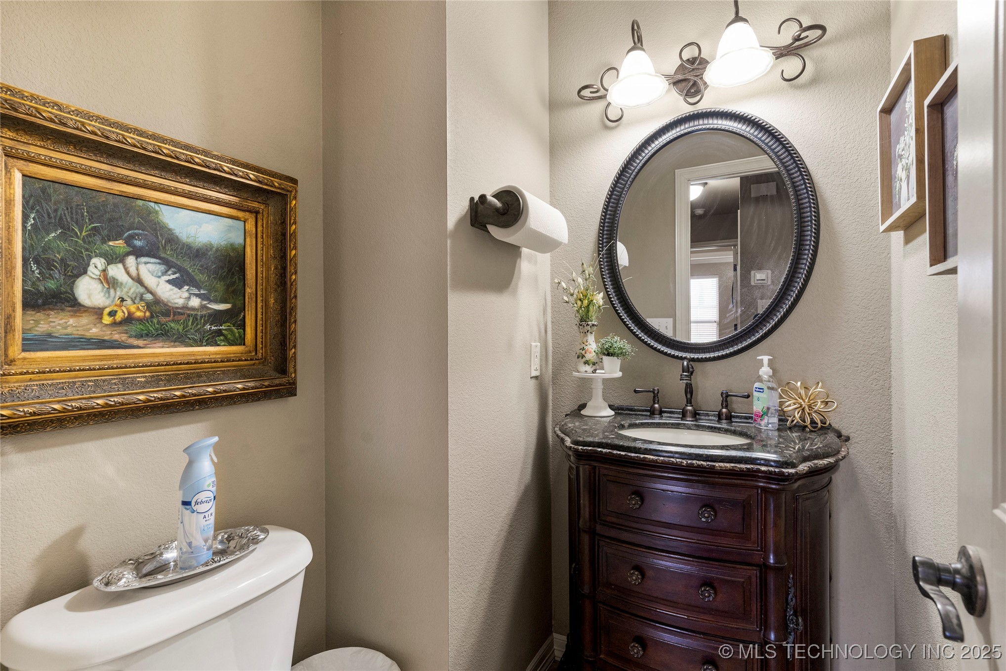 6719 E 85th Street North