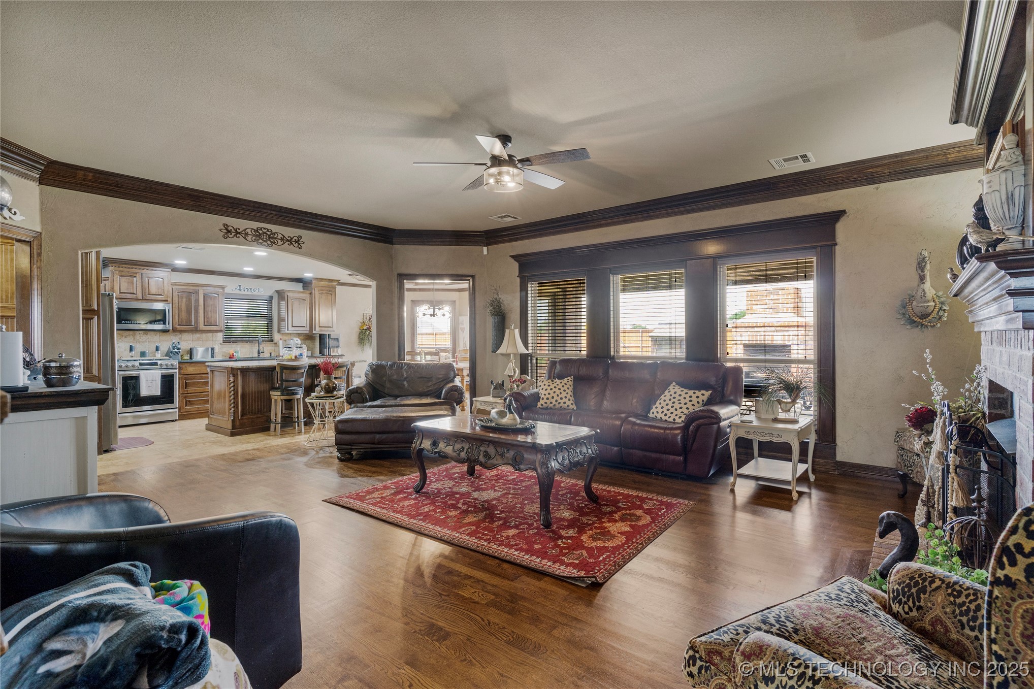 6719 E 85th Street North