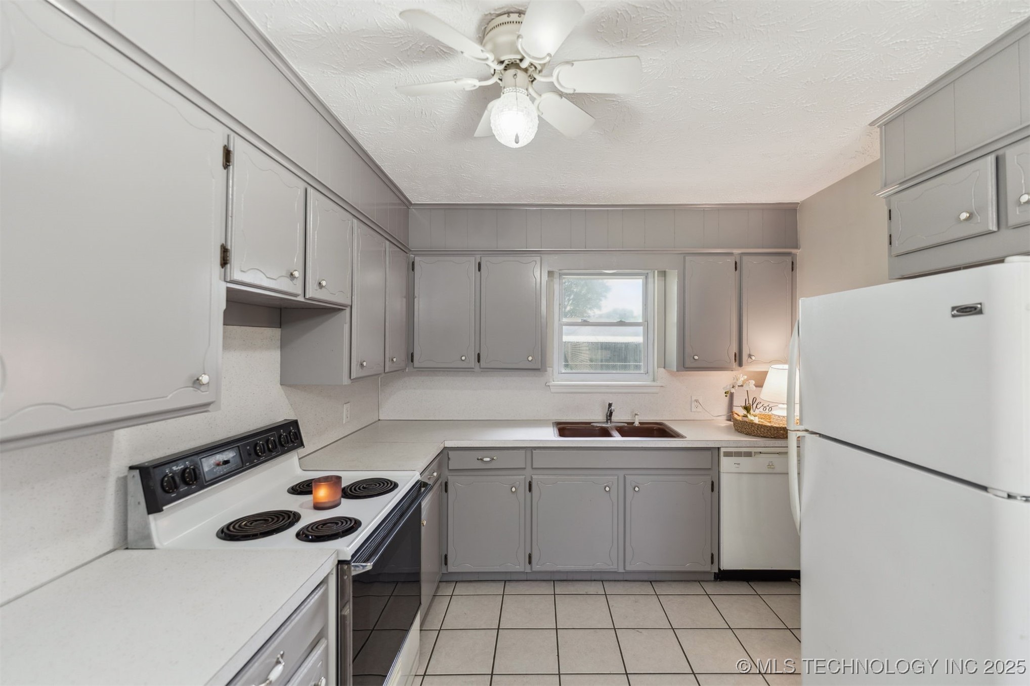 1117 W Chambers Court