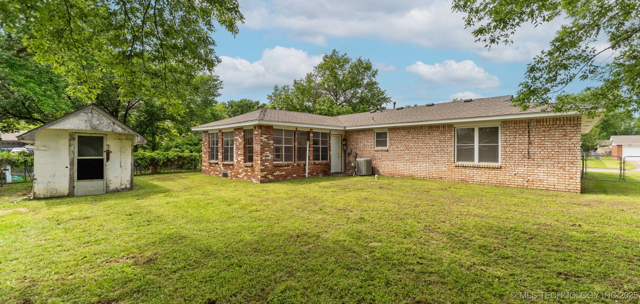 1117 W Chambers Court