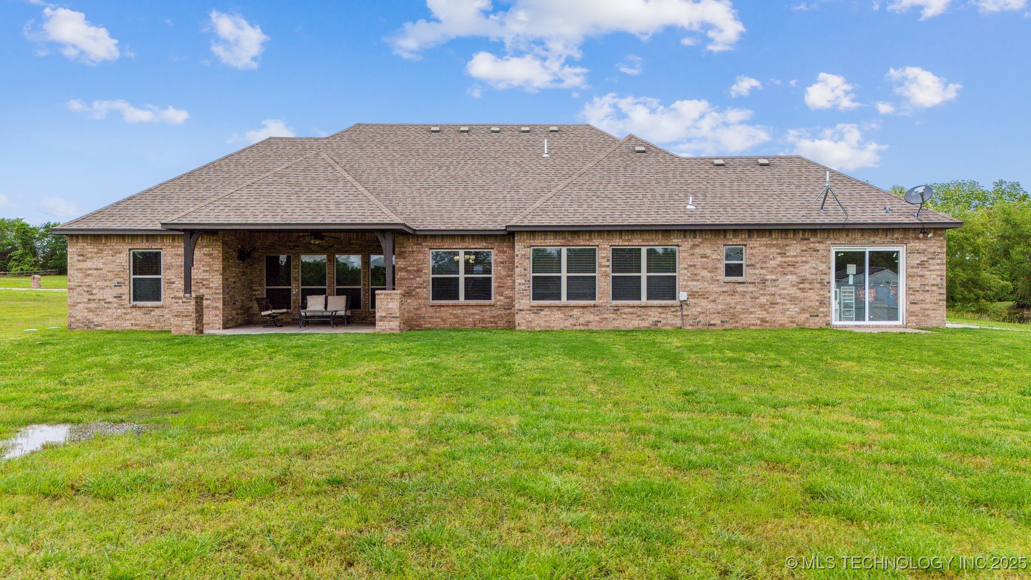 14698 Eagle Drive