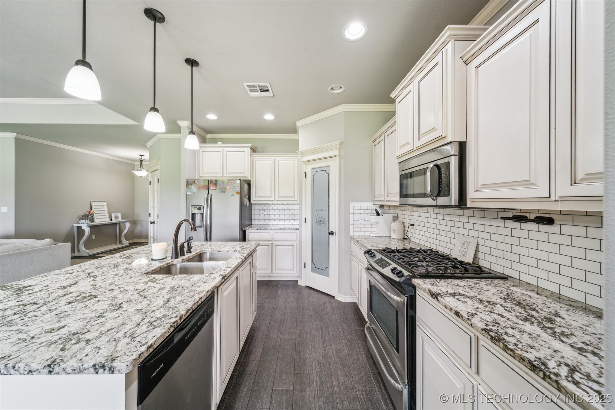 14698 Eagle Drive