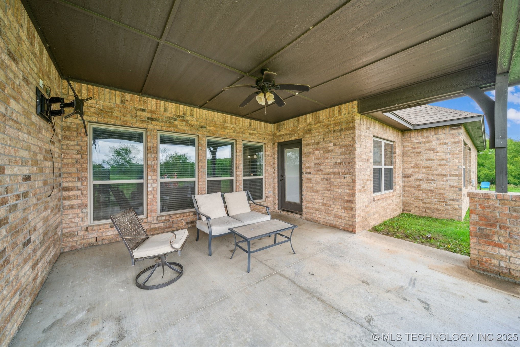 14698 Eagle Drive