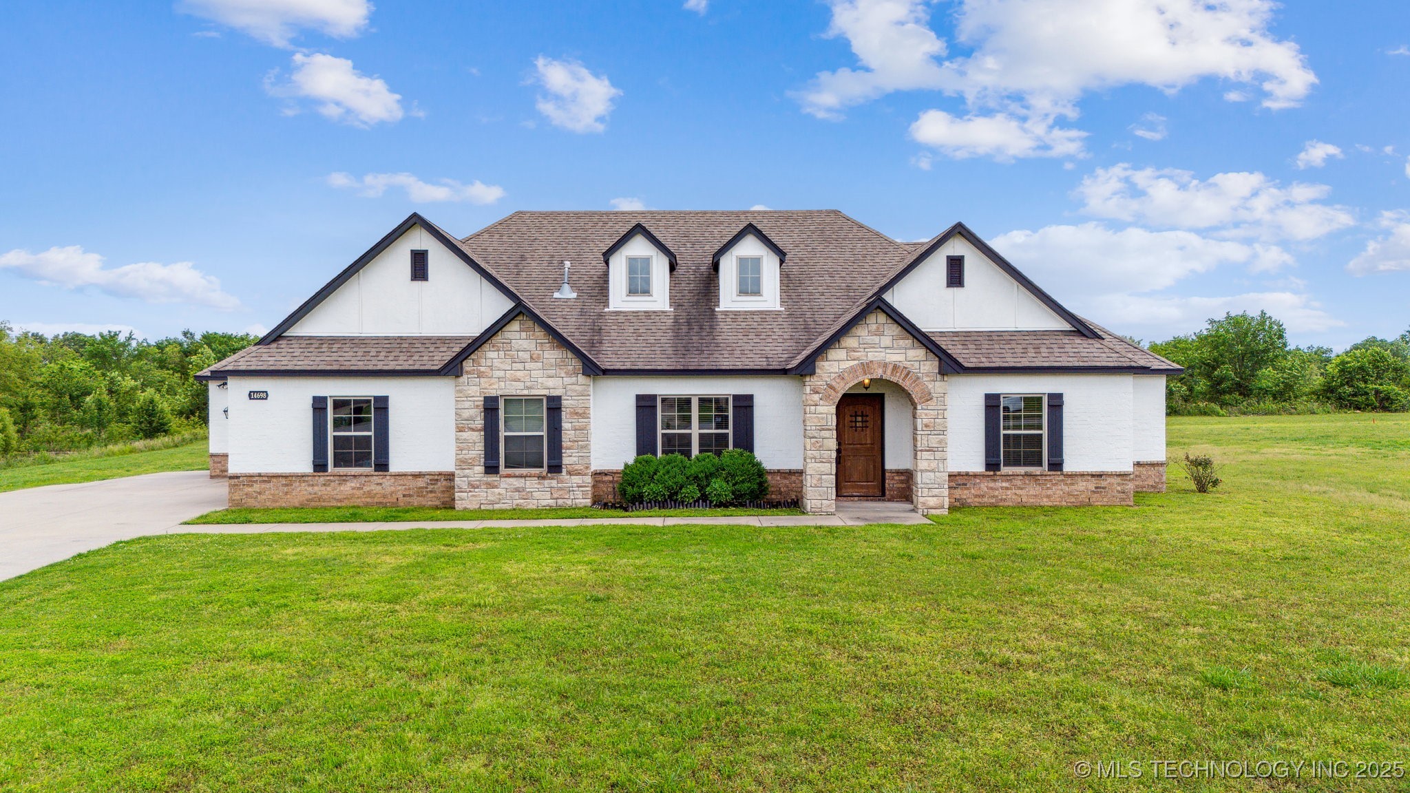 14698 Eagle Drive