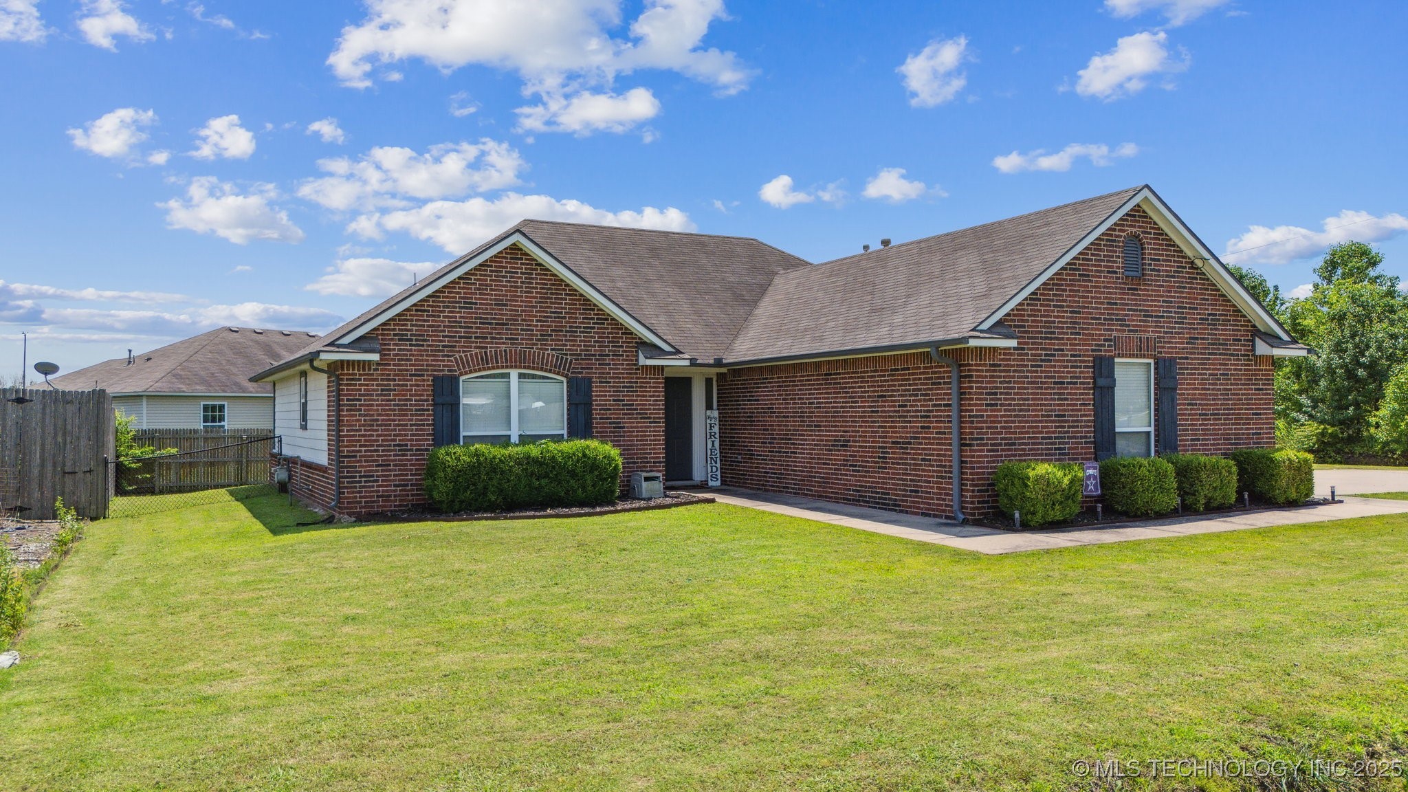9668 E 530 Road
