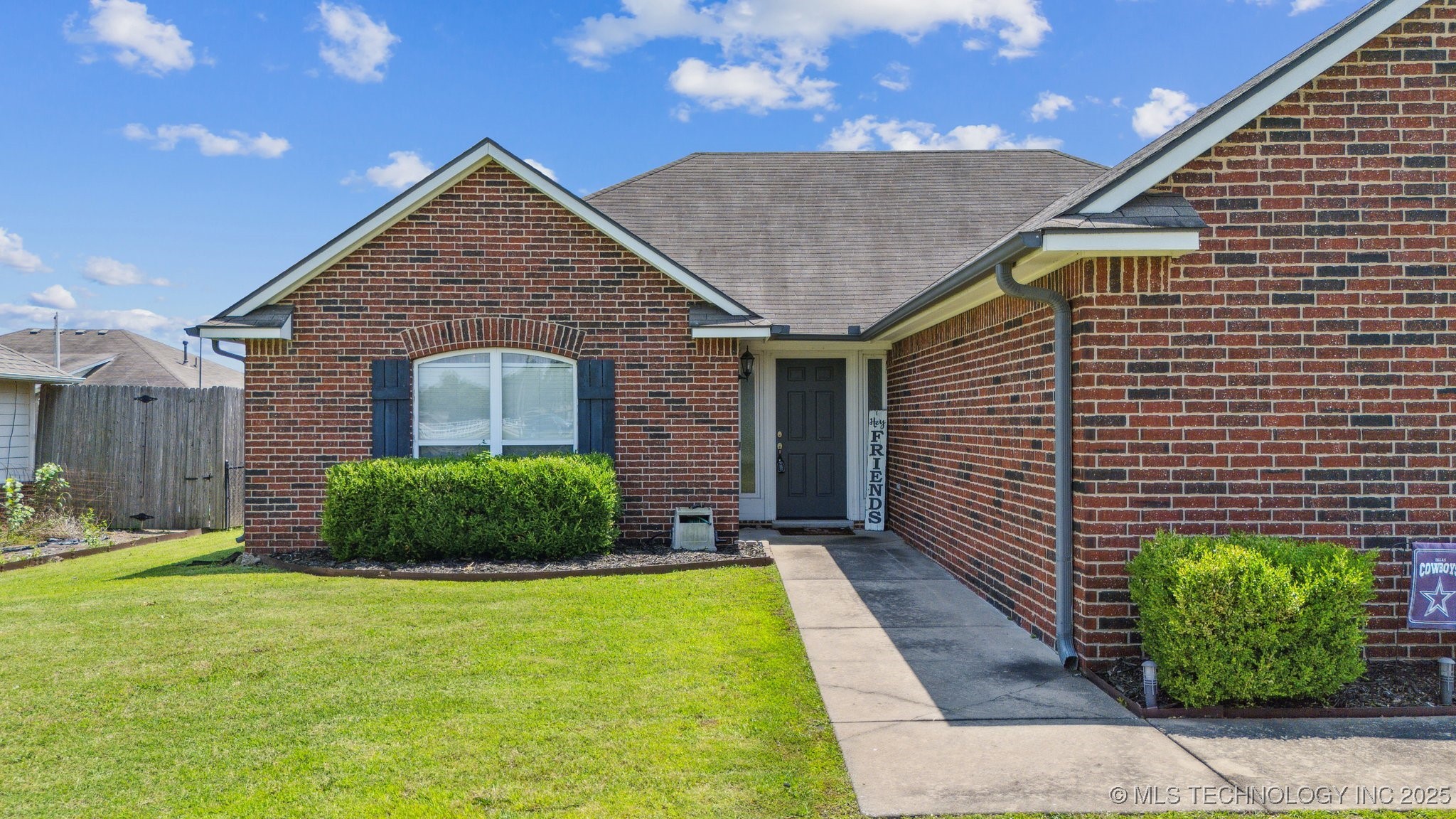 9668 E 530 Road