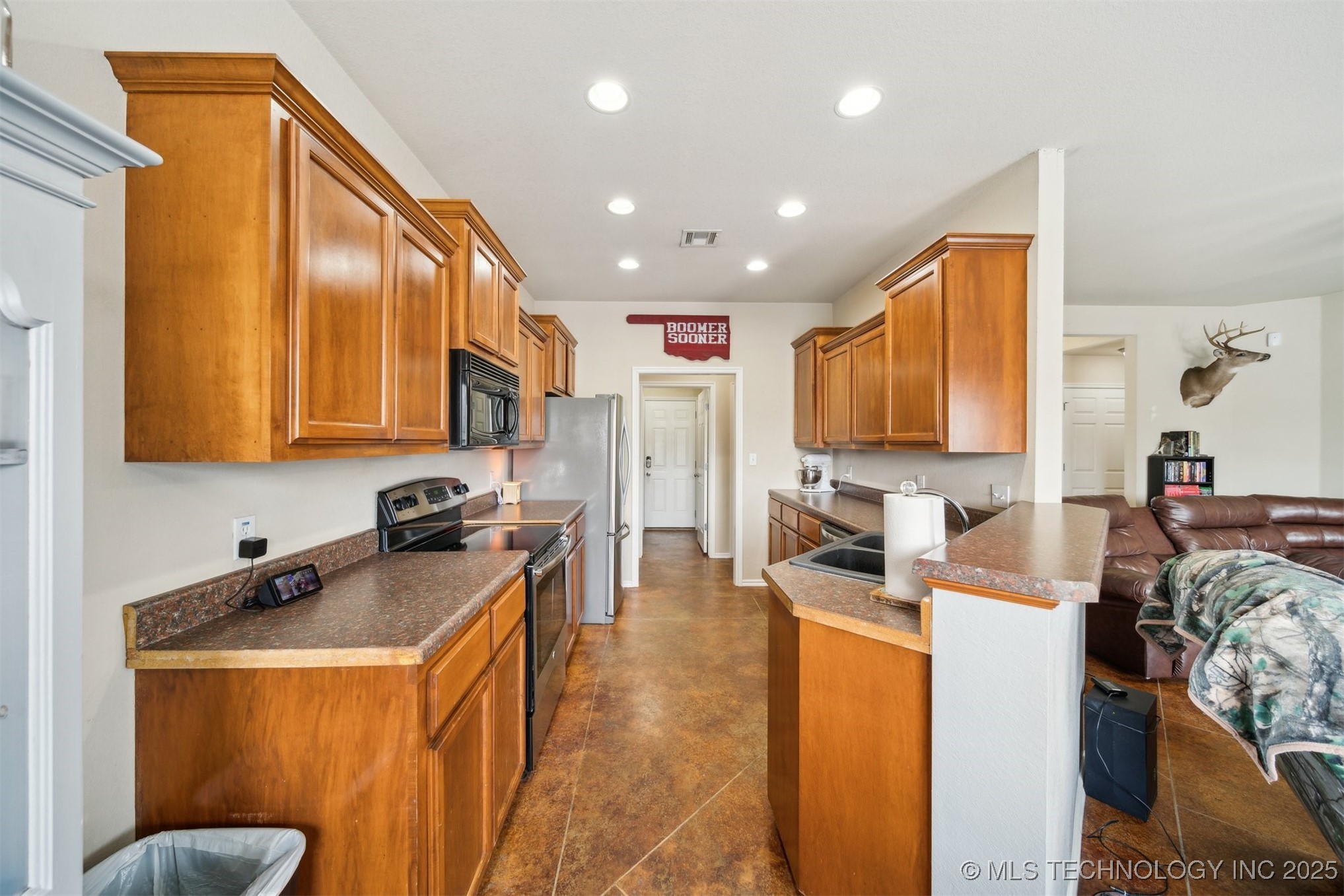 9668 E 530 Road