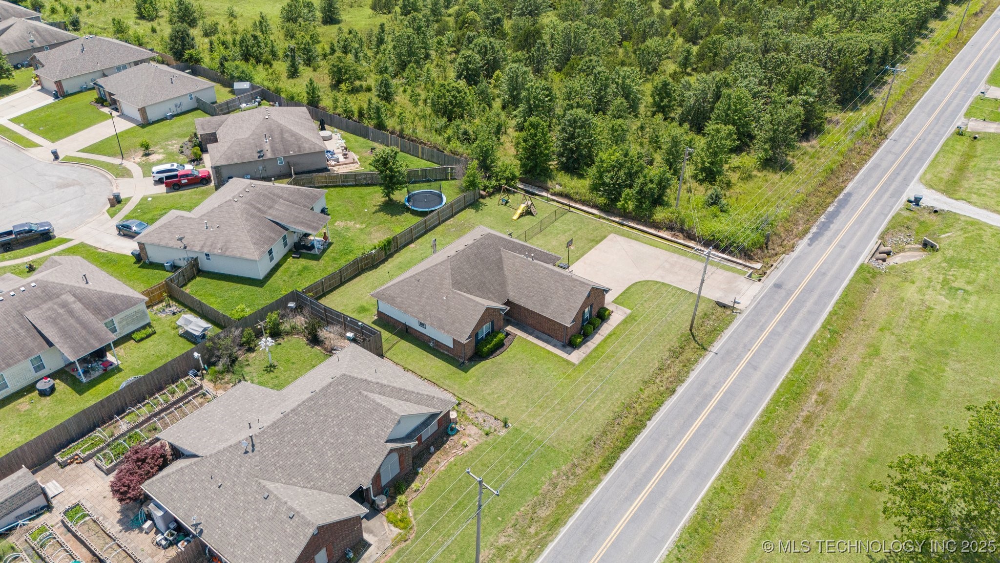 9668 E 530 Road