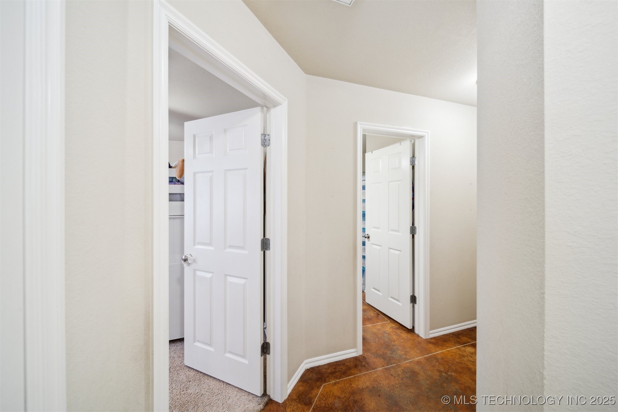 9668 E 530 Road