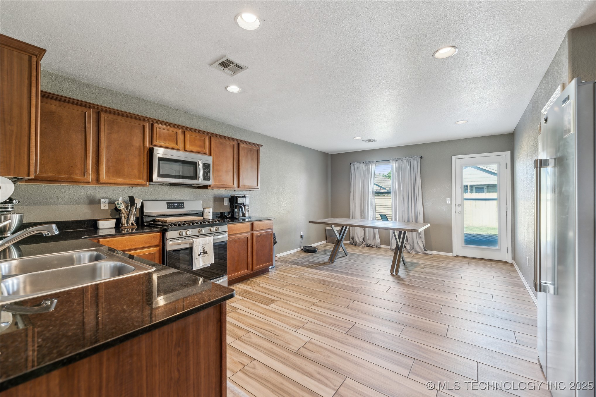 11088 N 116th East Avenue