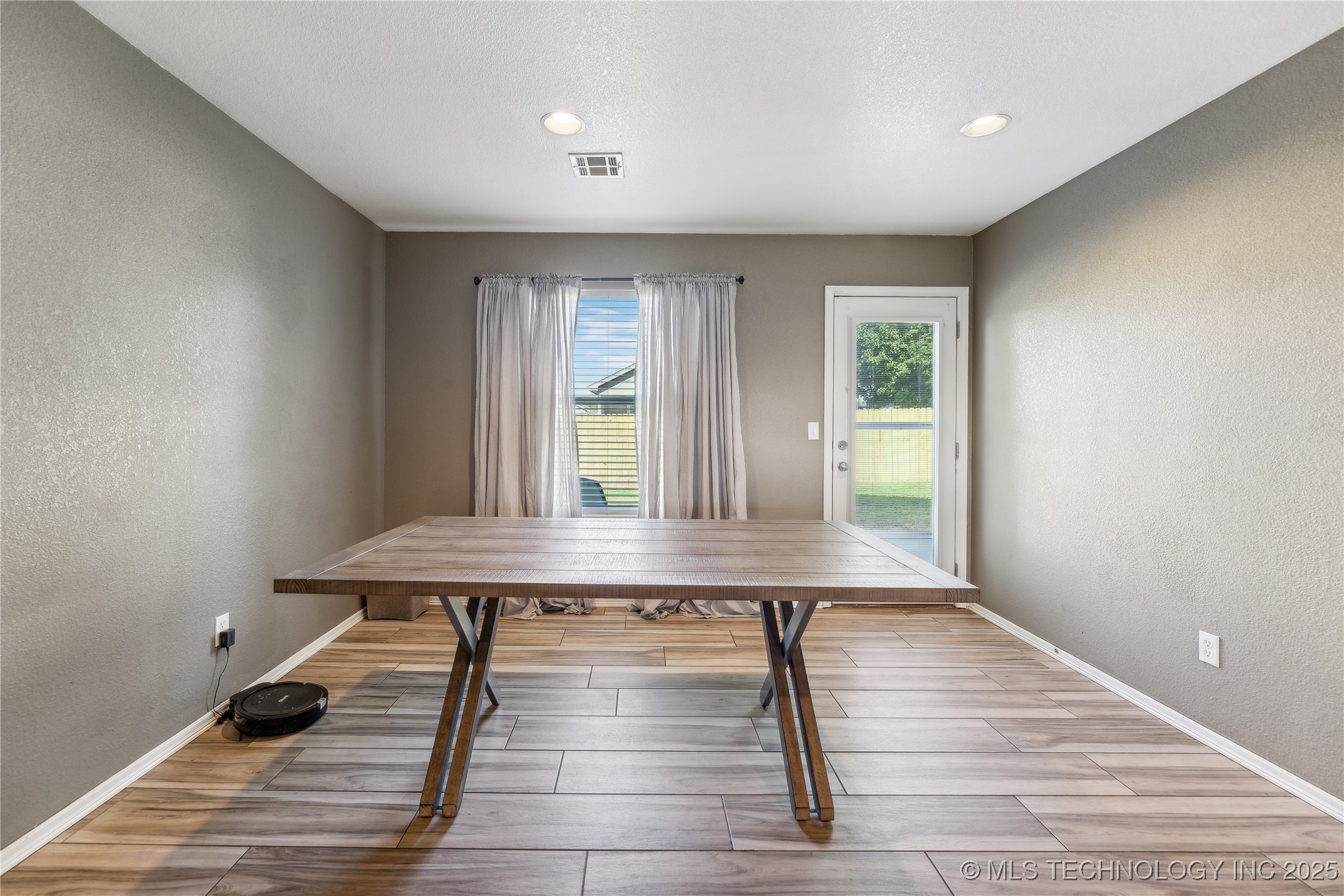 11088 N 116th East Avenue