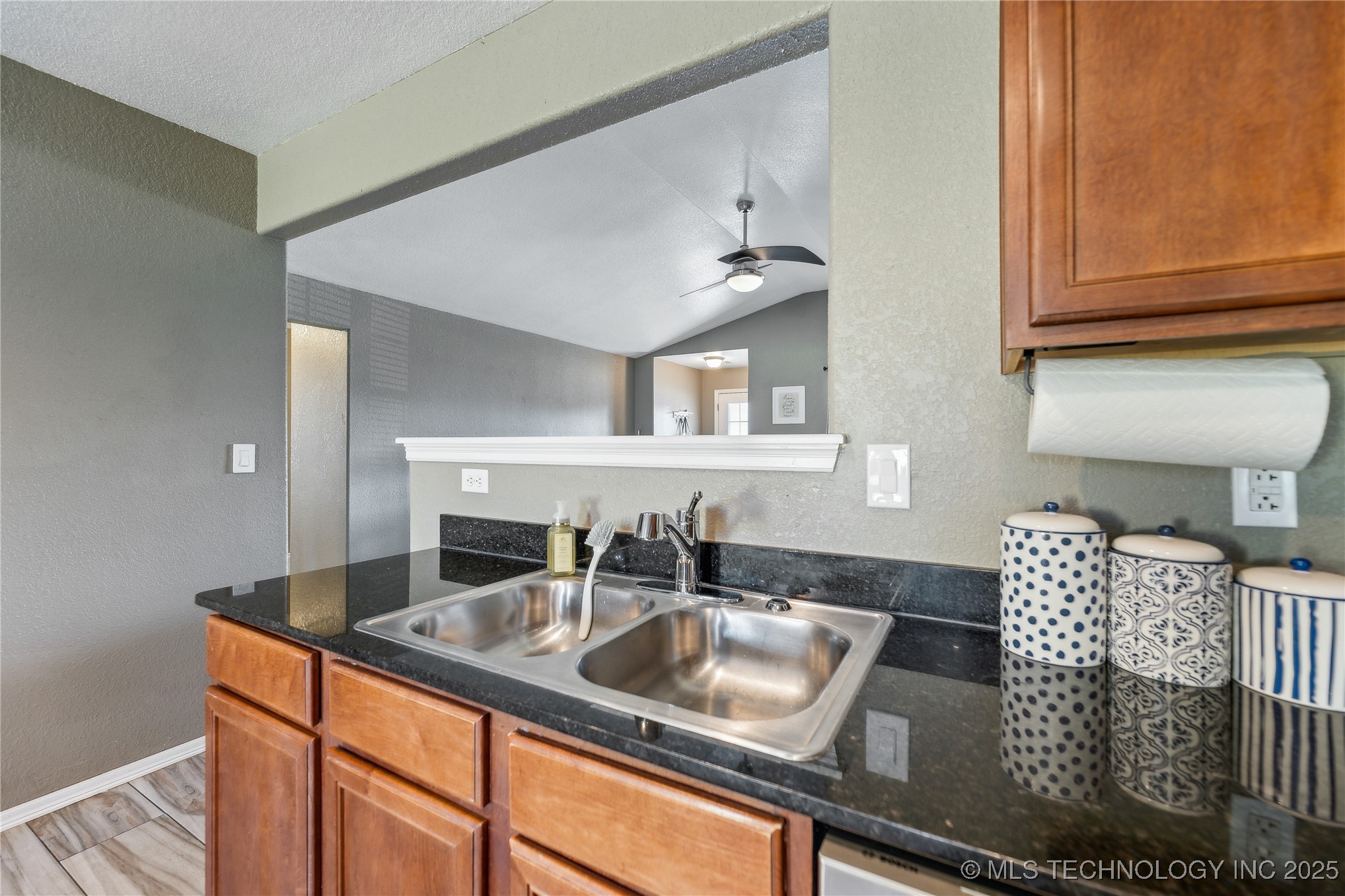 11088 N 116th East Avenue