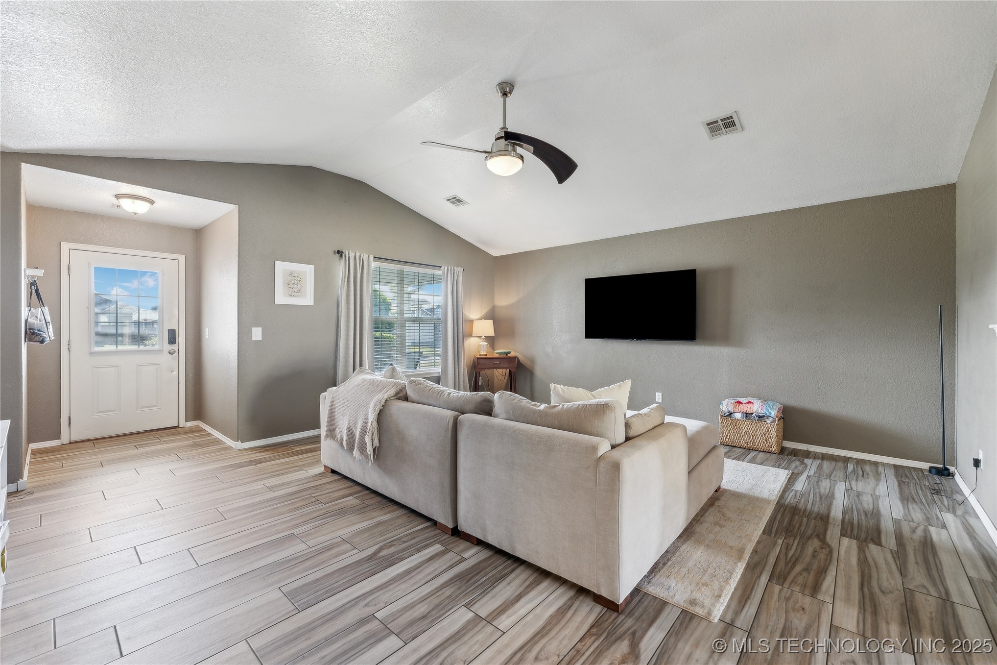 11088 N 116th East Avenue