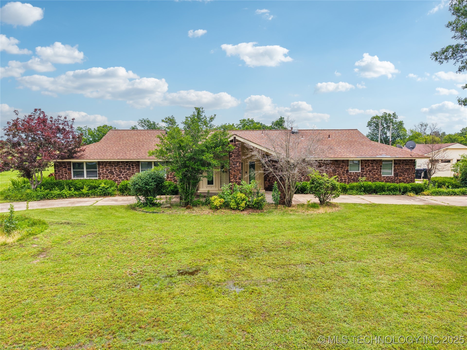 24601 S Meadow Circle Drive