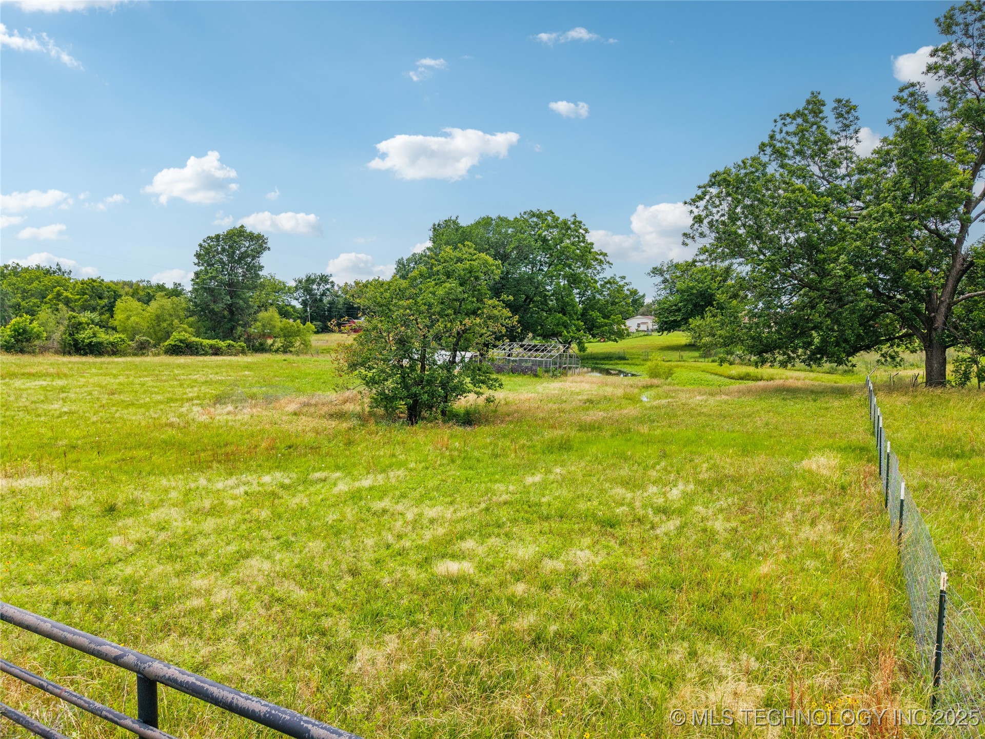 24601 S Meadow Circle Drive