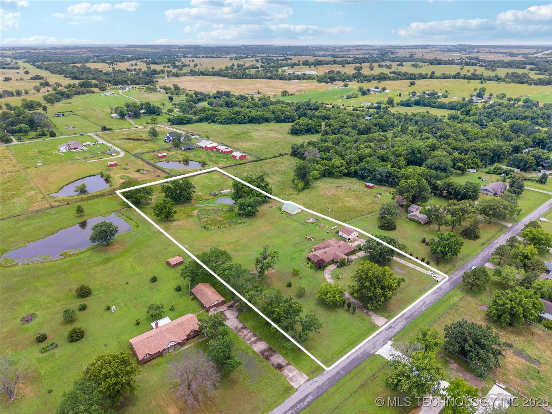 24601 S Meadow Circle Drive