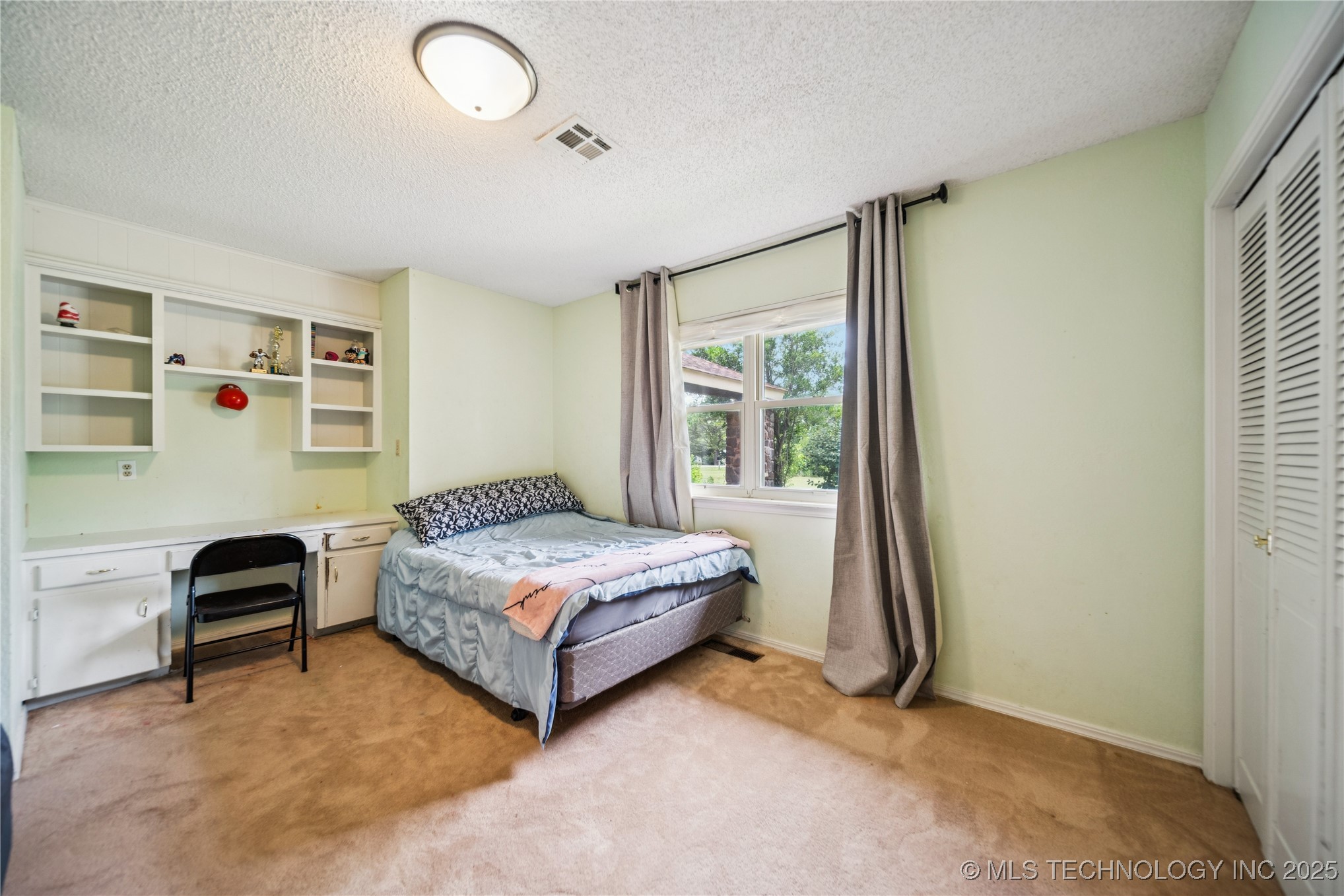 24601 S Meadow Circle Drive