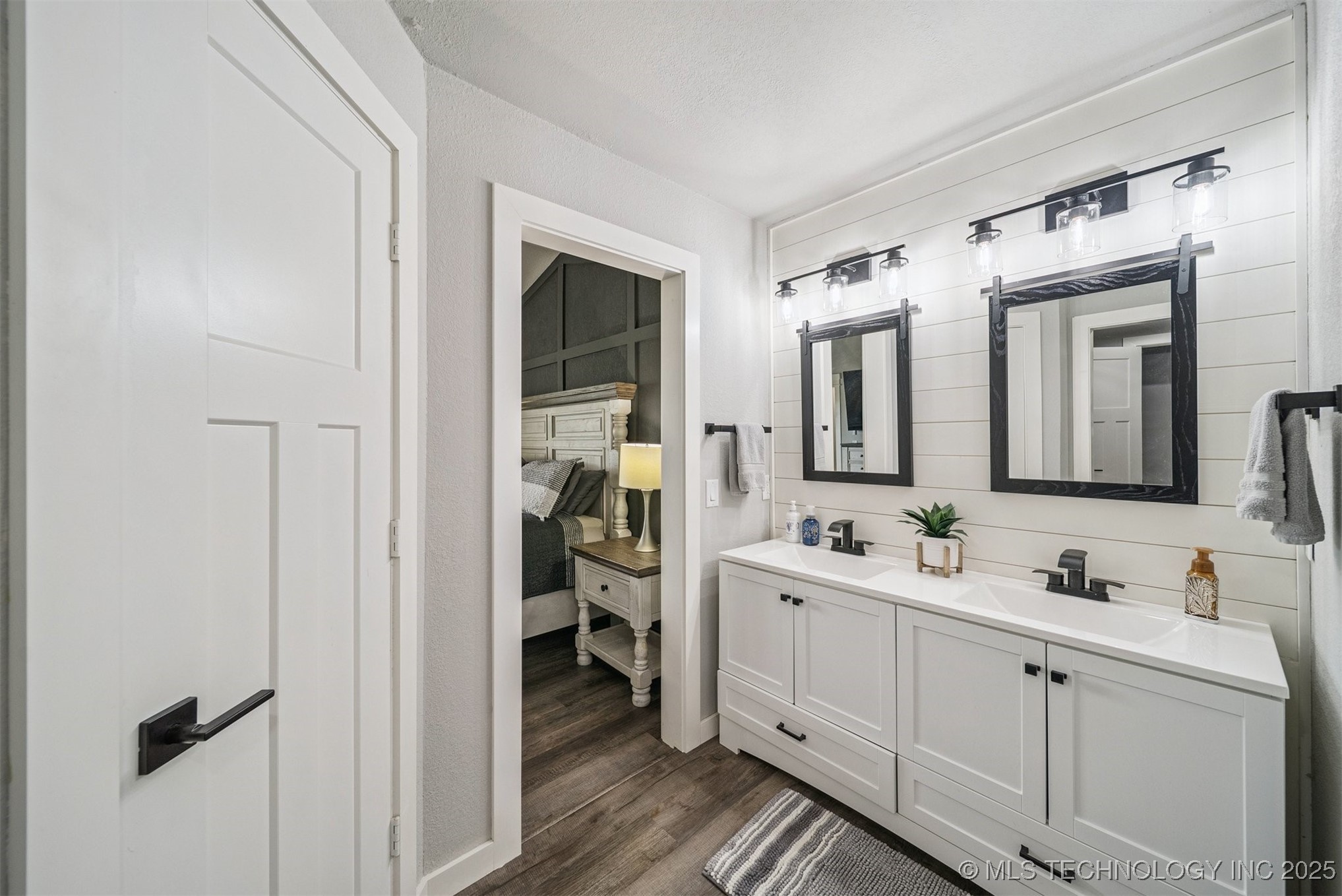 12929 N Sheridan Road