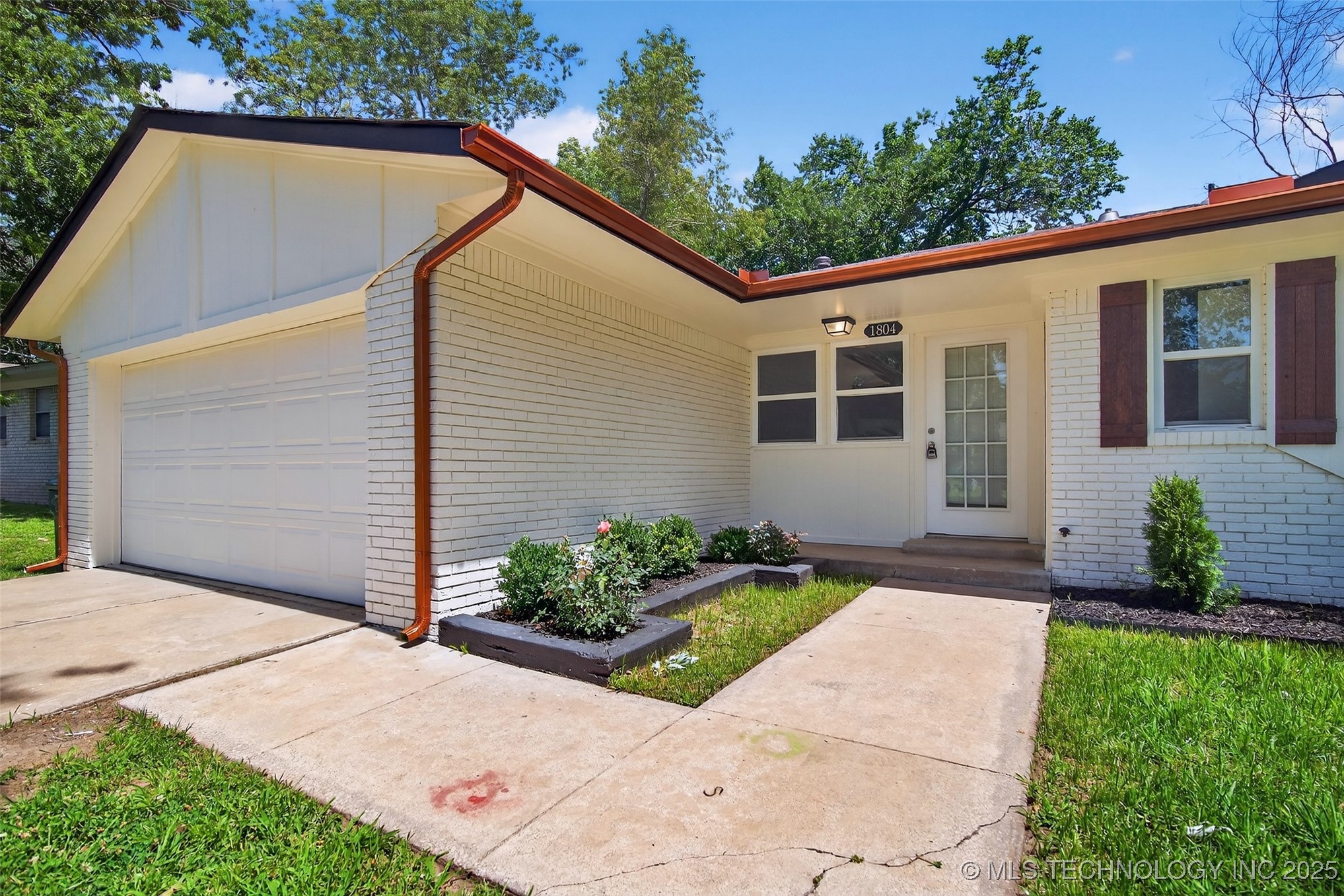 1804 W Sunset Drive