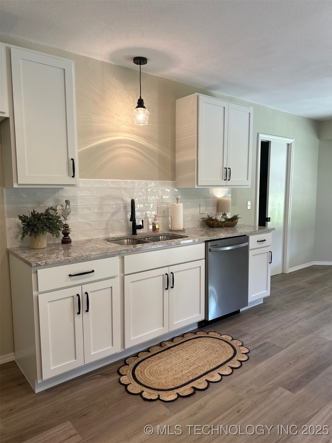 30385 S Beechwood Lane