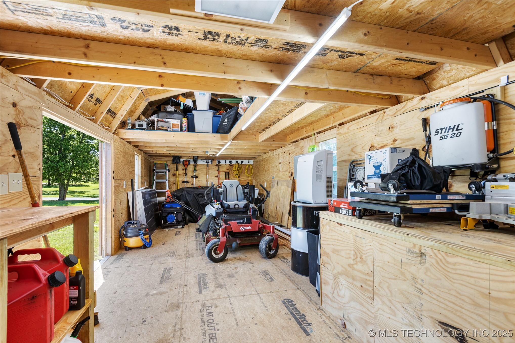 5095 S 4280 Road