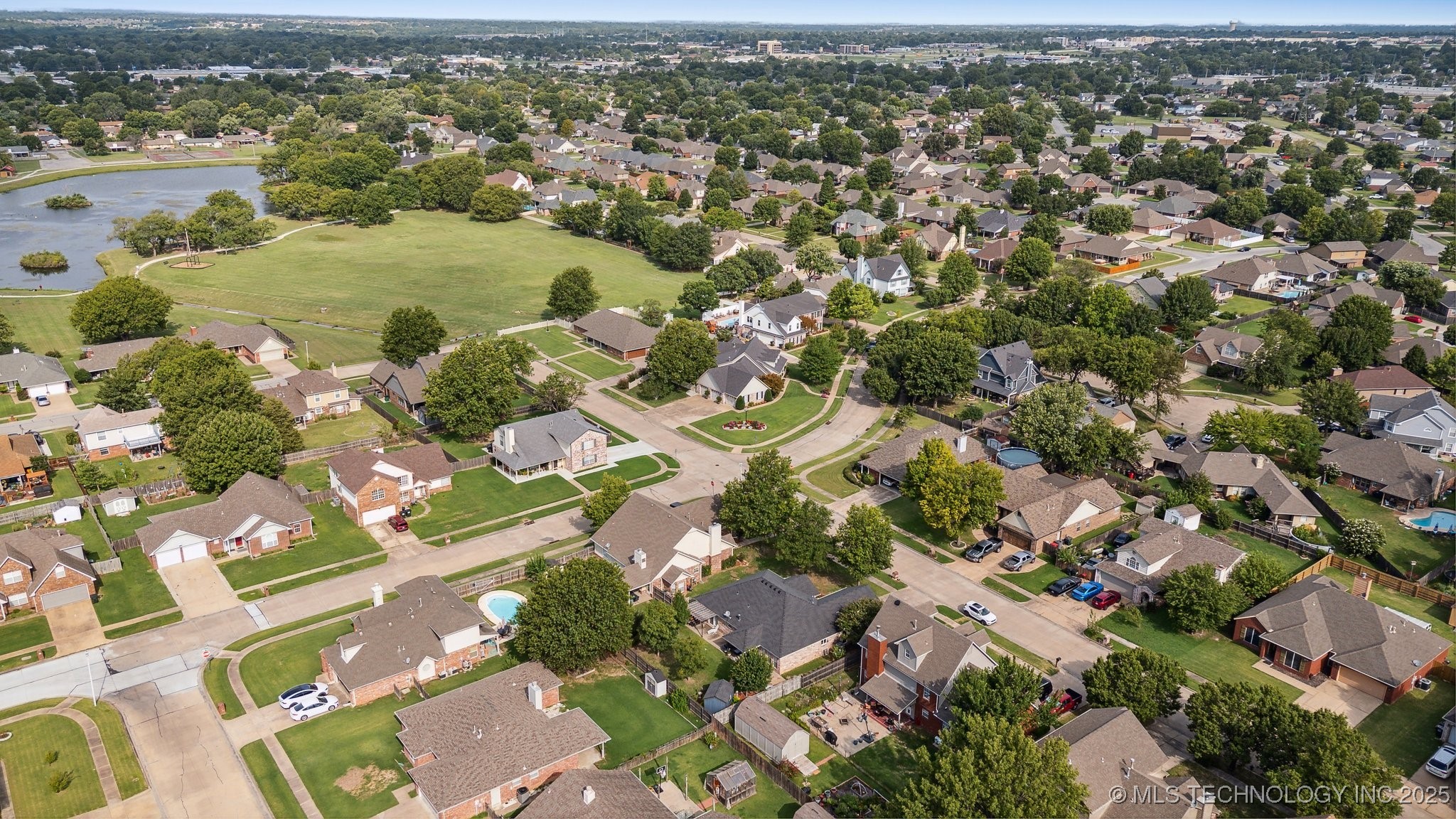 12708 E 78th Street North