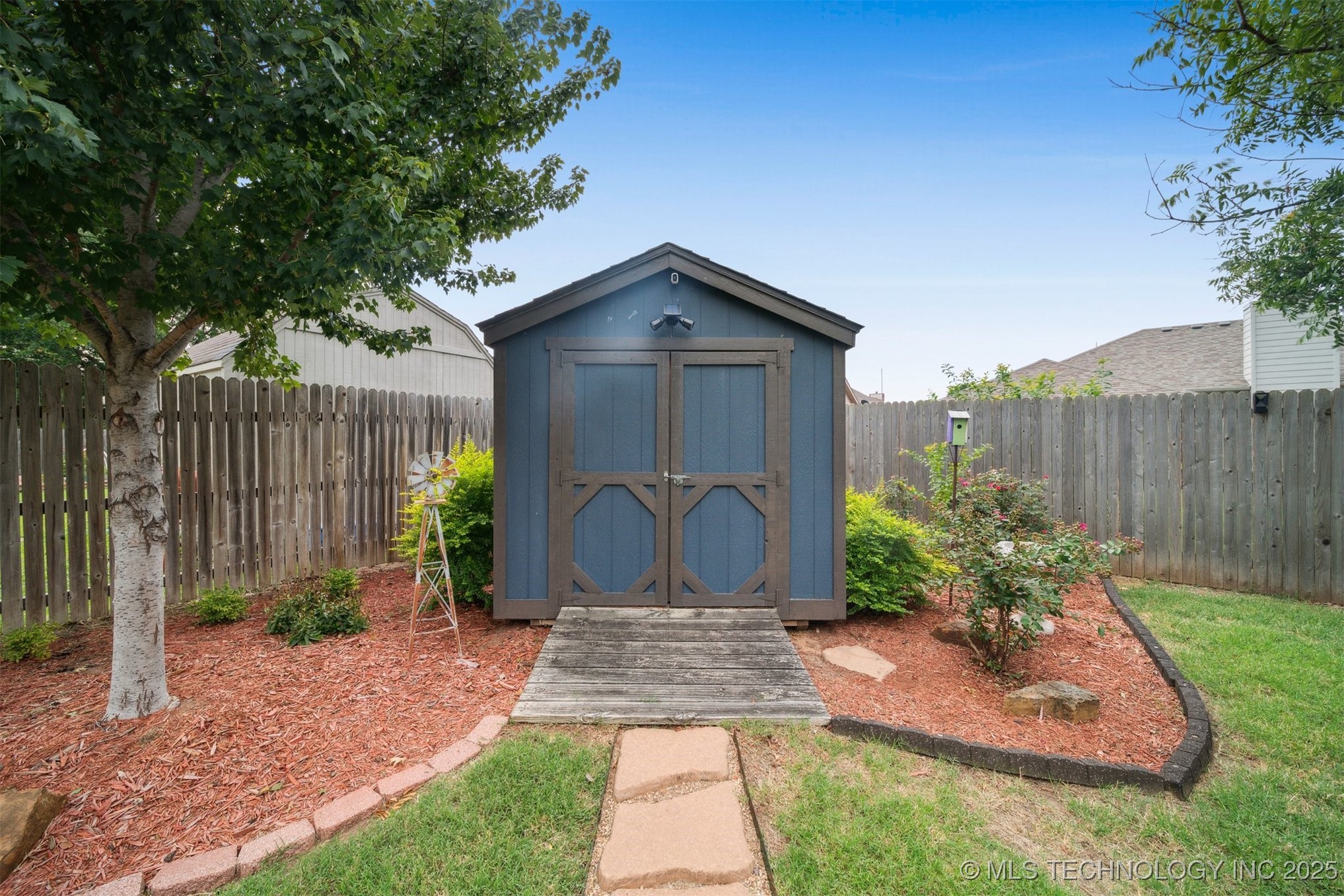 12708 E 78th Street North