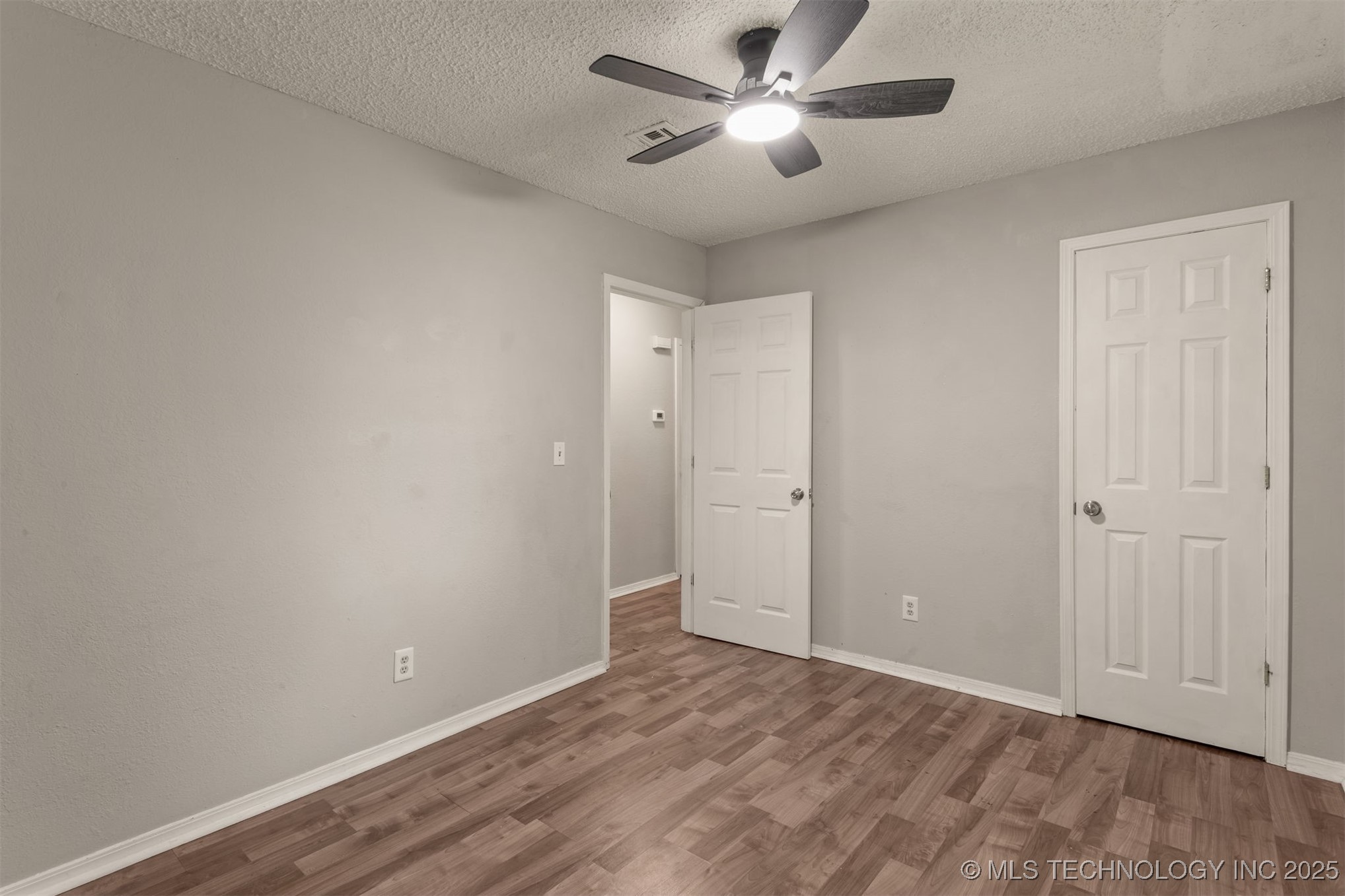 119 W 9th Place S