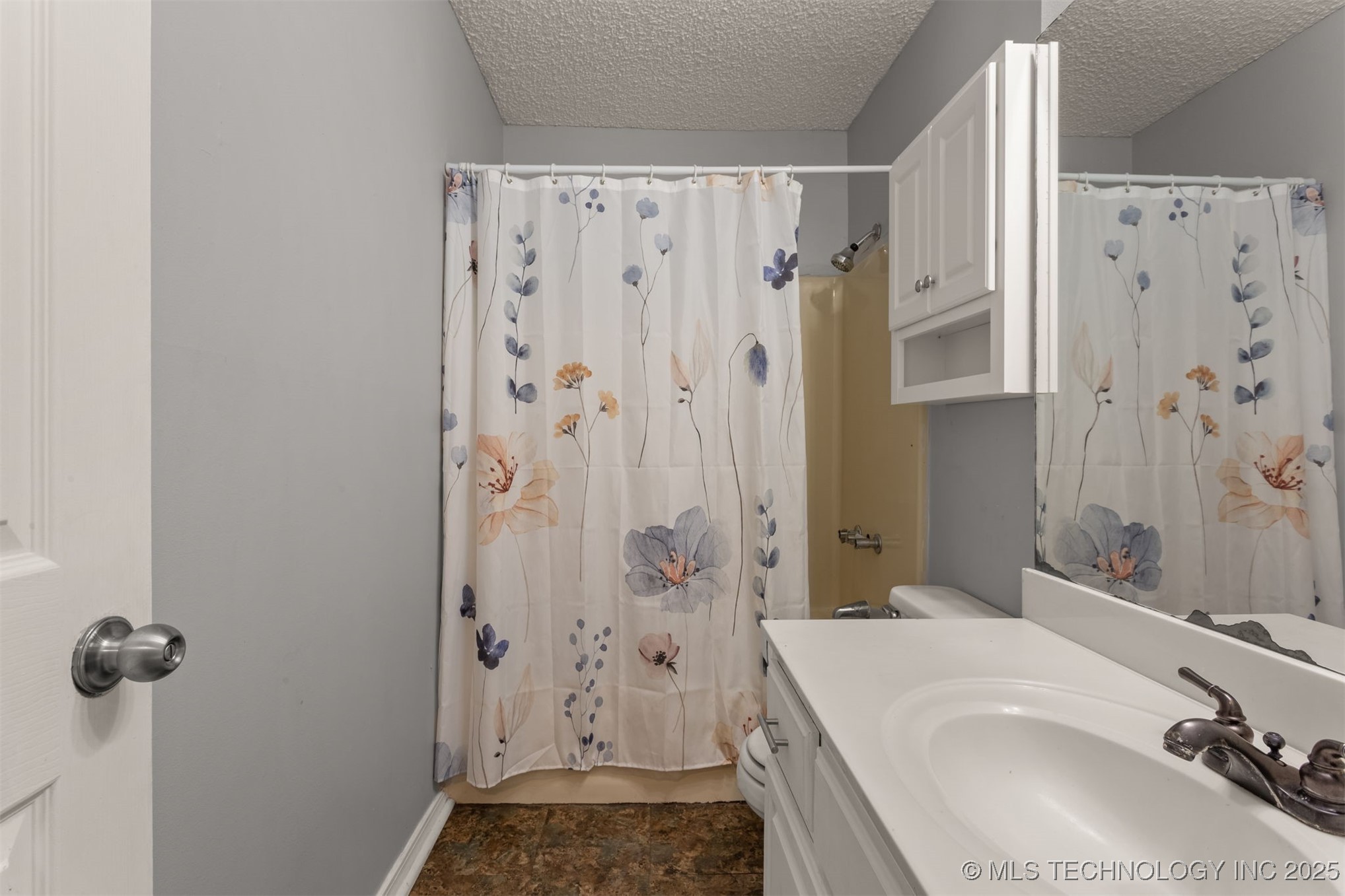 119 W 9th Place S