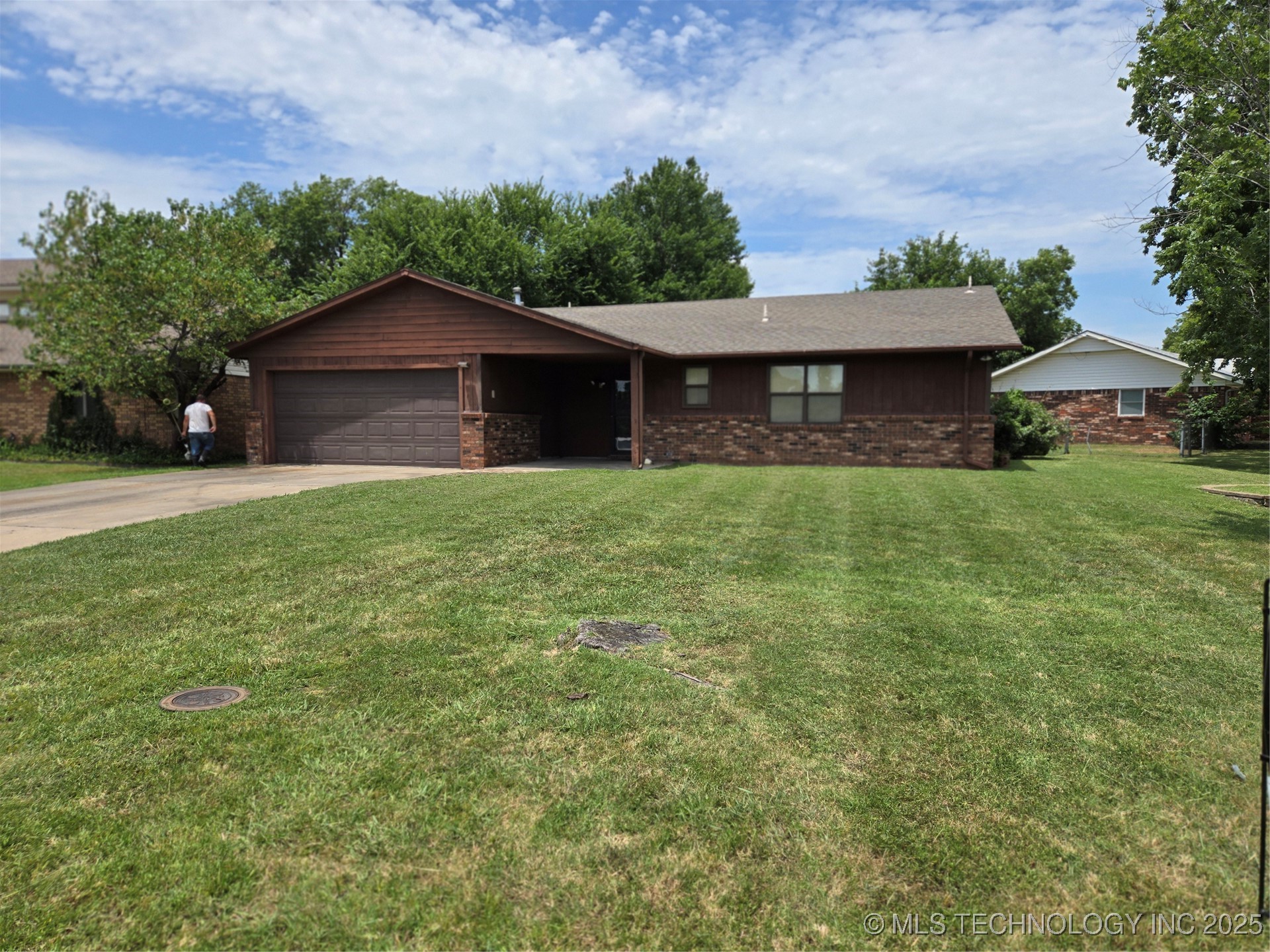 504 SE 12th Circle