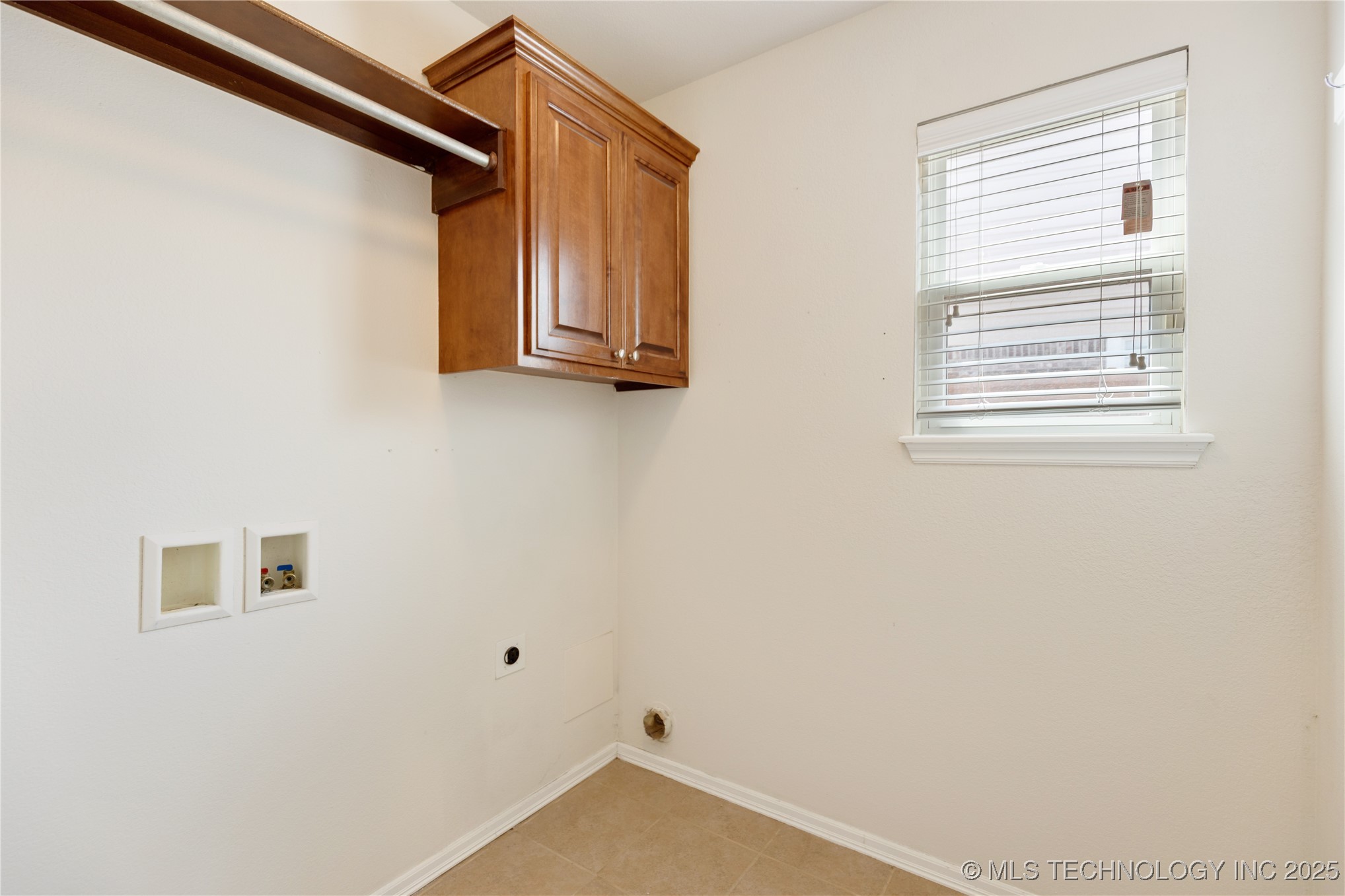 10206 N 142nd East Avenue