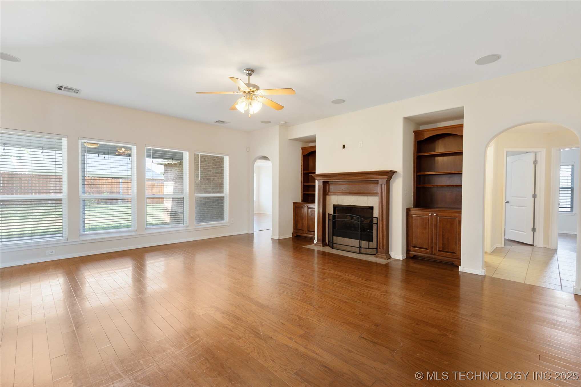 10206 N 142nd East Avenue