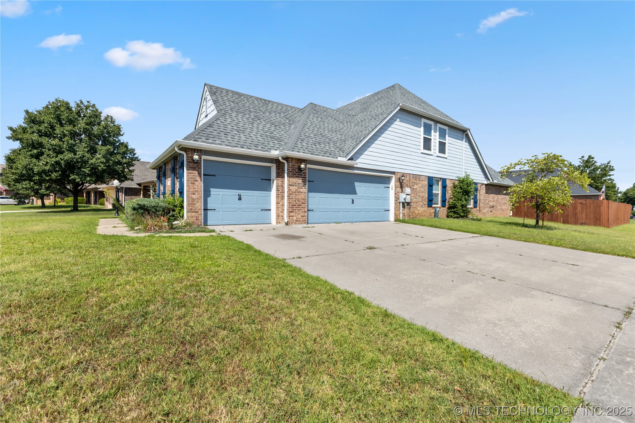 10206 N 142nd East Avenue