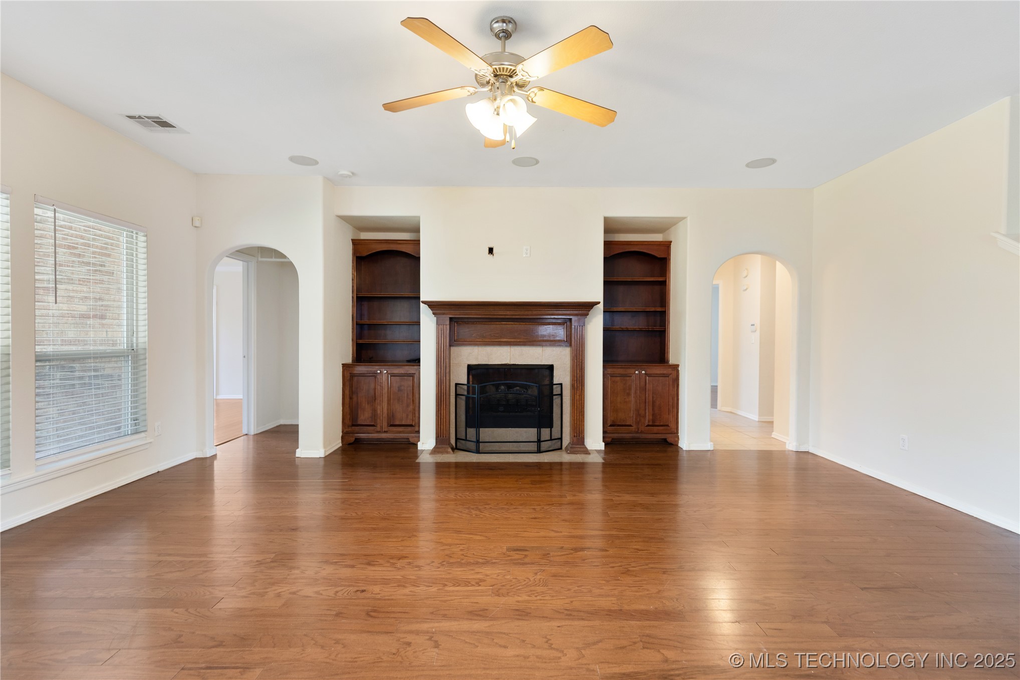 10206 N 142nd East Avenue