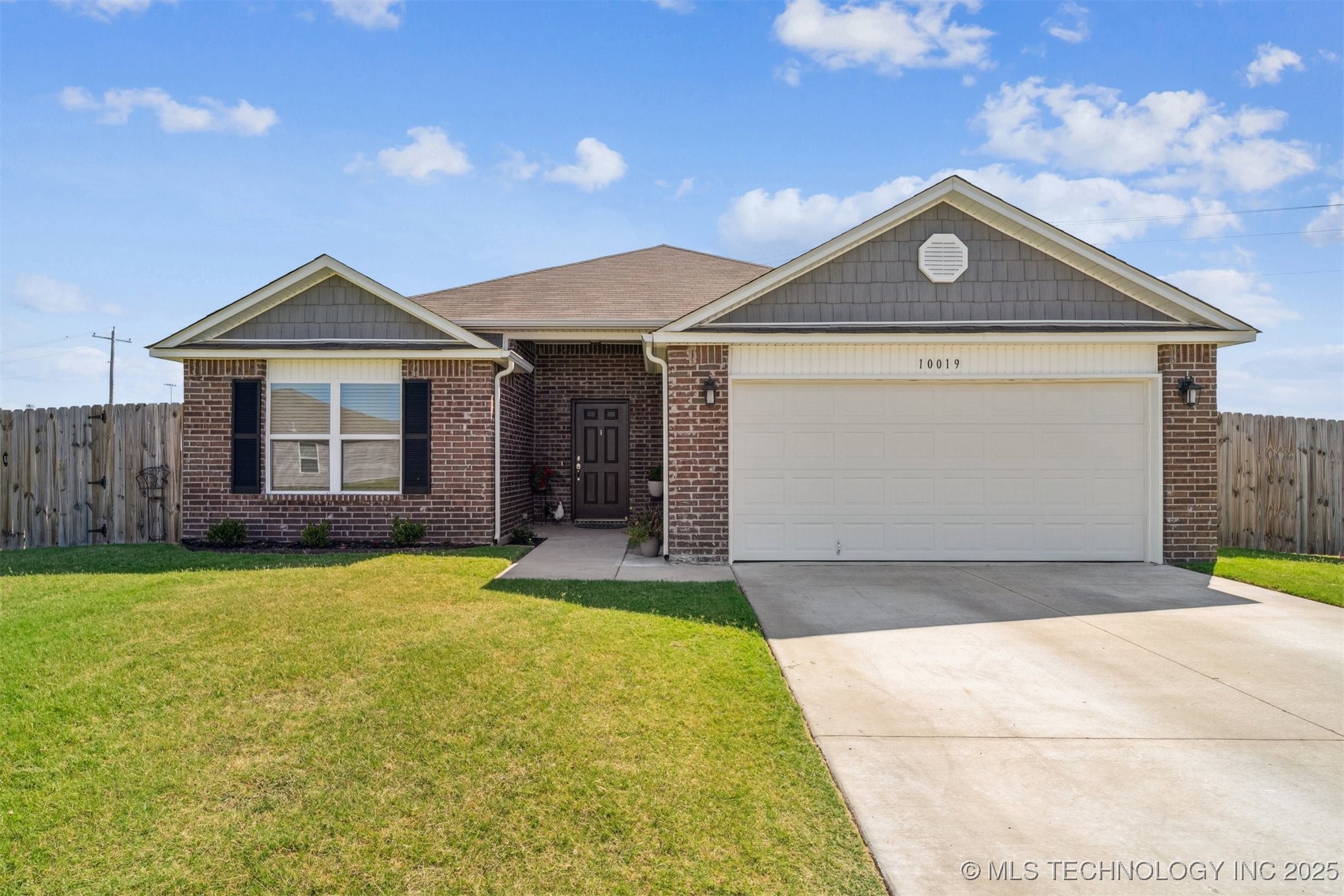 10019 E 107th Place North